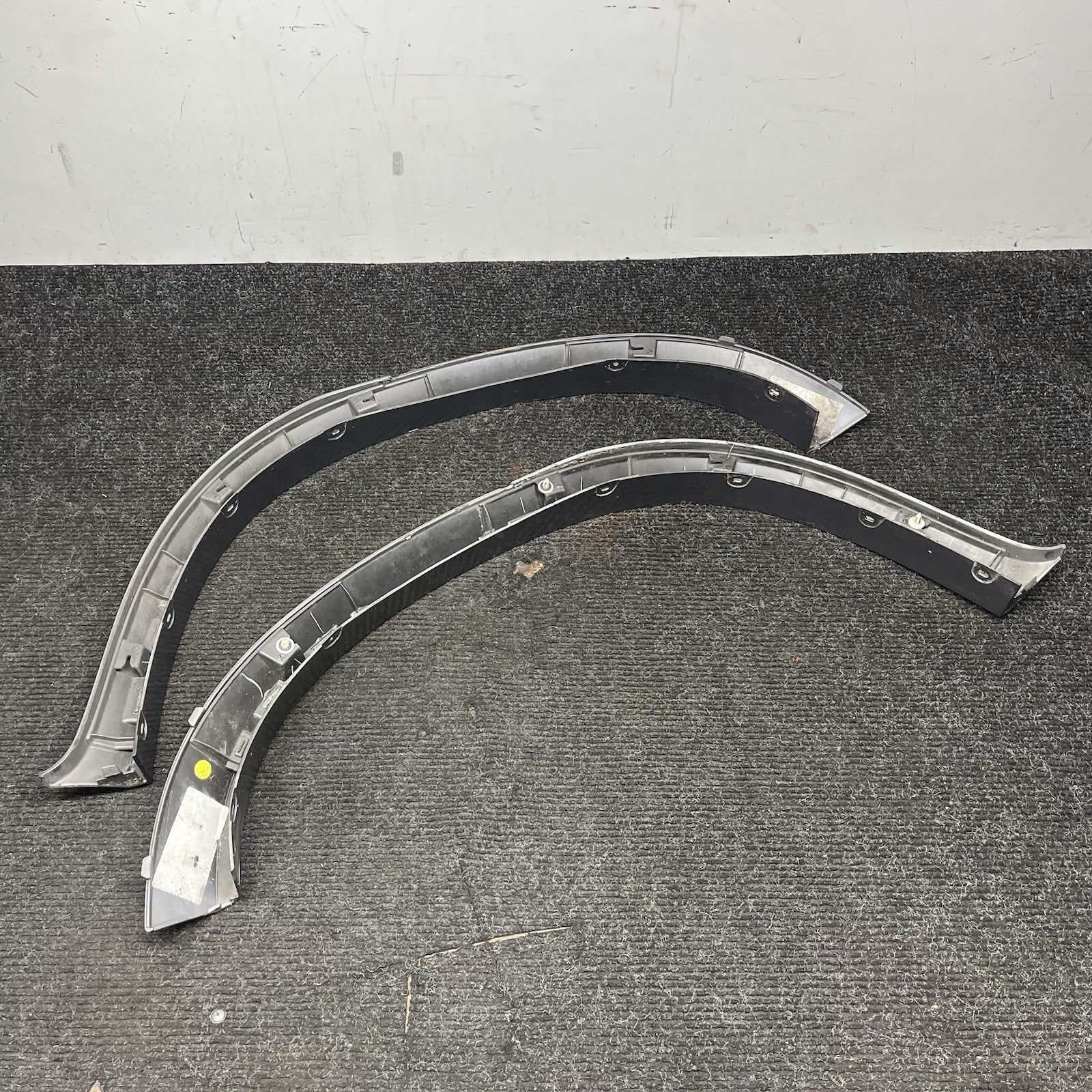 ☑️ 2010-2013 BMW E70 X5 M Sport Rear Pair Fender Panel Wheel Arch Molding OEM