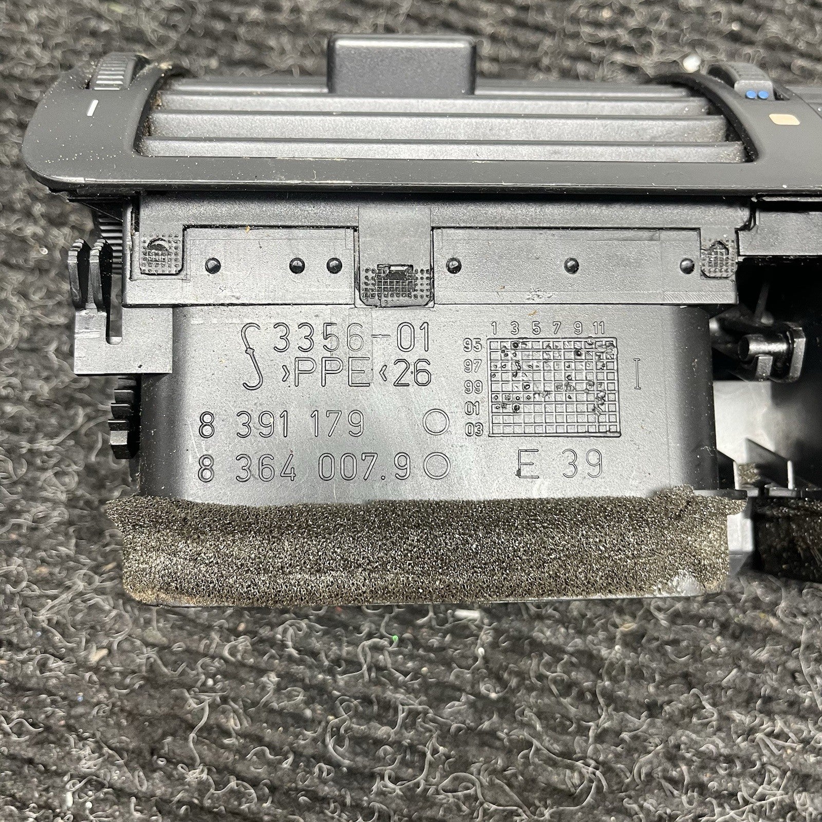 ☑️ 1999-2006 BMW E46 Center Dash Vent Assembly OEM 325 330i 325ci 330ci M3 OEM