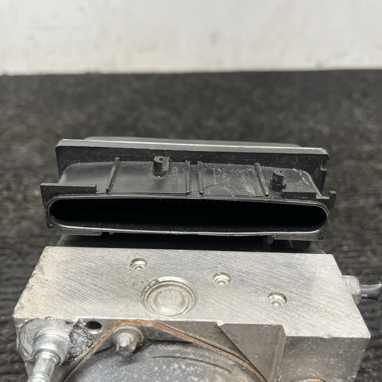 ☑️ 2008-2011 SUBARU IMPREZA 2.5L ANTI LOCK BRAKE ABS PUMP MODULE 27536FG001 OEM