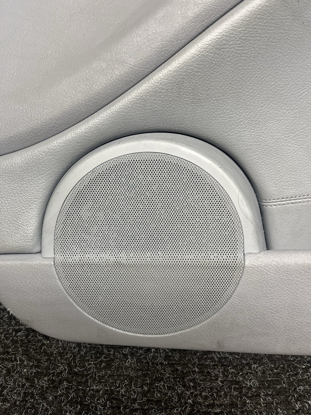 ☑️02-06 BMW E46 SEDAN PASSENGER RIGHT SIDE DOOR PANEL CARD GRAY OEM