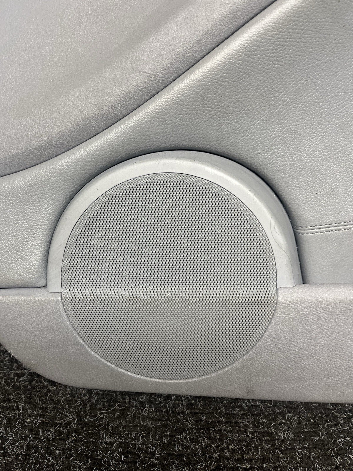 ☑️02-06 BMW E46 SEDAN PASSENGER RIGHT SIDE DOOR PANEL CARD GRAY OEM