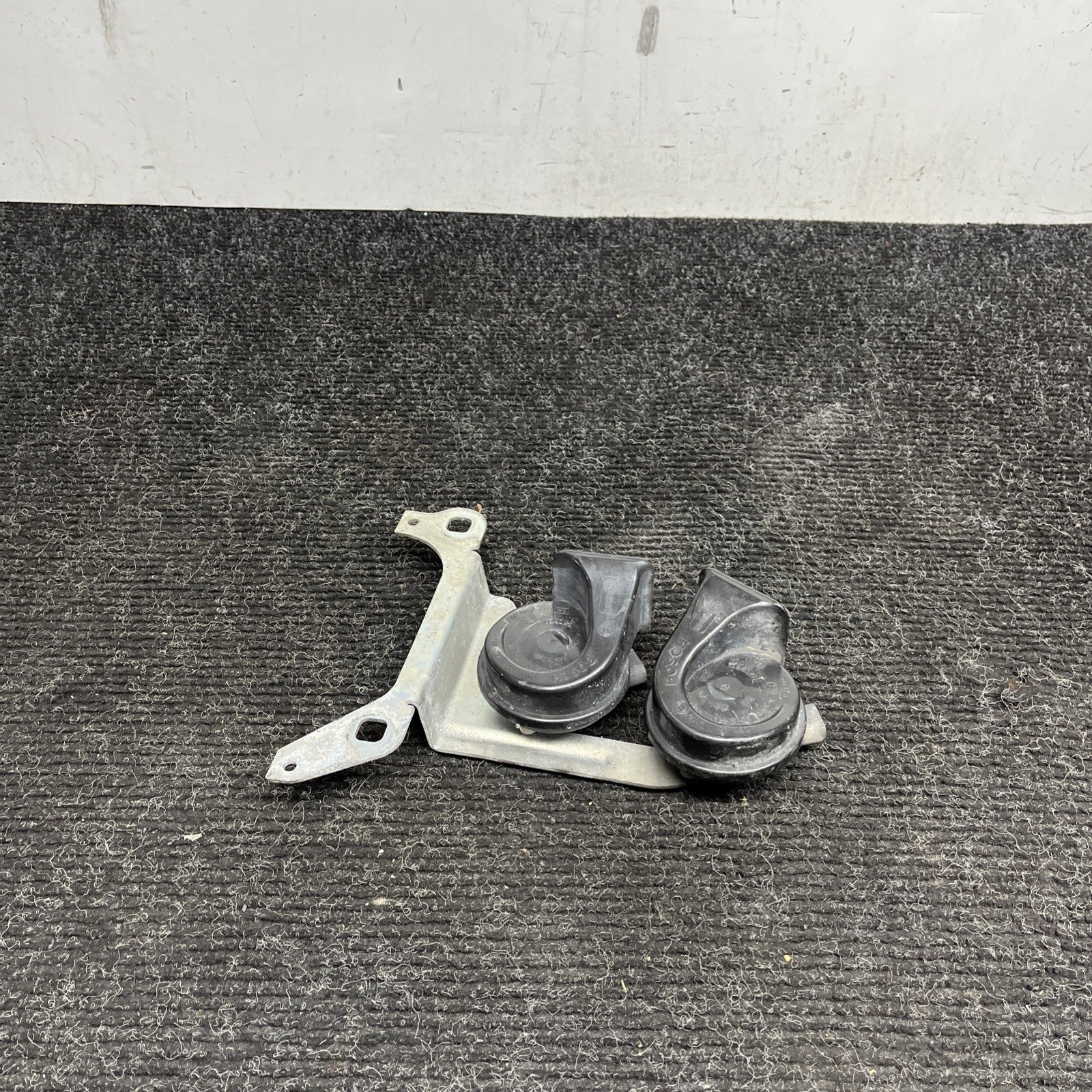 ☑️ BMW 2008-2013 E82 E88 HIGH AND LOW PITCH SIREN ALARM TONE HORN OEM