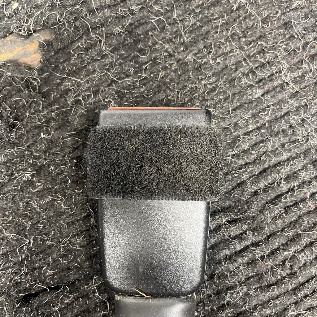 ☑️ OEM BMW 7213564 Right Side Seatbelt Buckle Receiver E90 E91 E92 E93 E84 E89