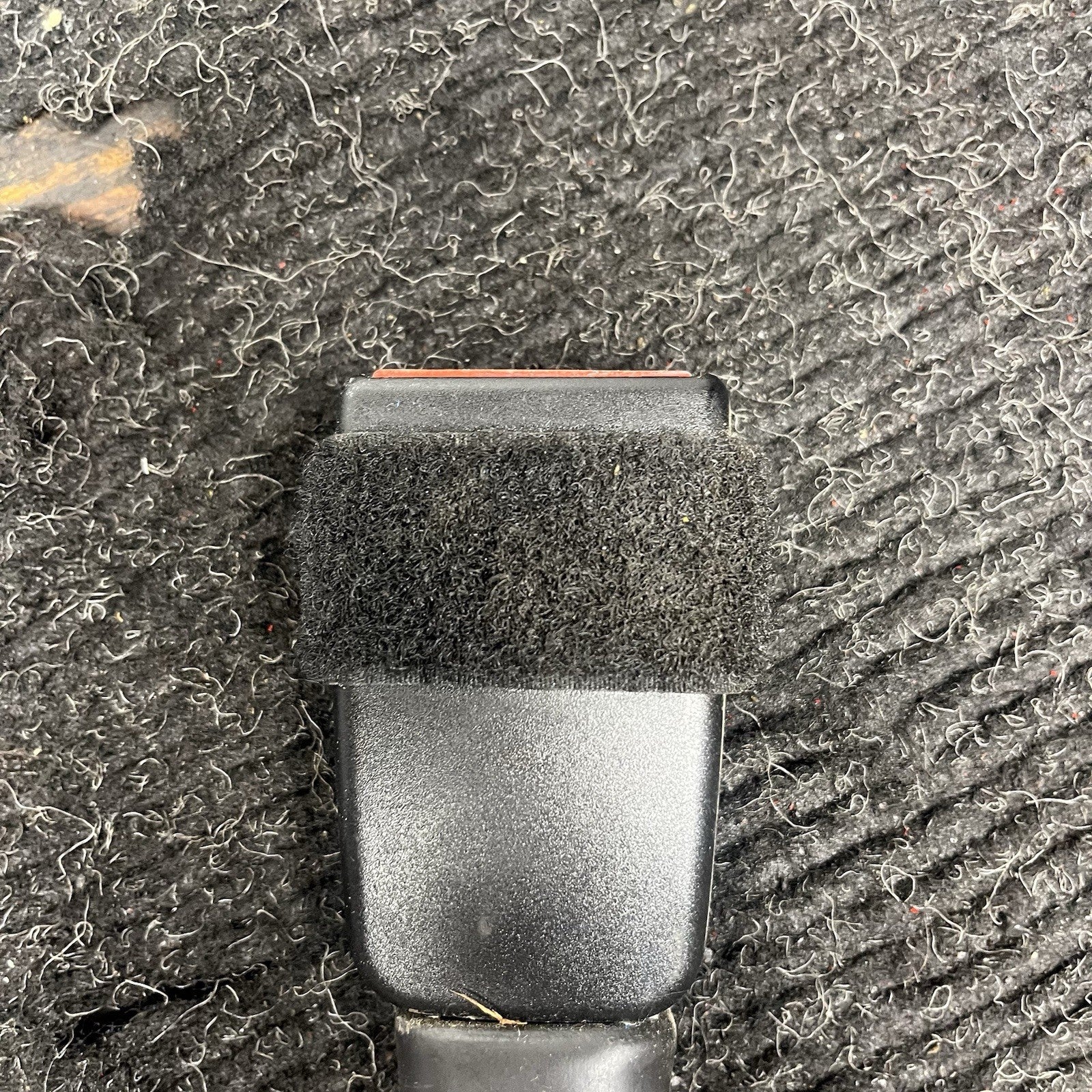☑️ OEM BMW 7213564 Right Side Seatbelt Buckle Receiver E90 E91 E92 E93 E84 E89