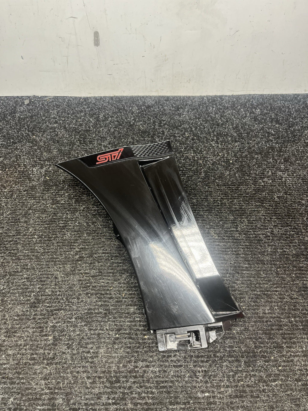 ☑️ 2015 2021 SUBARU WRX STI FRONT LEFT FENDER MOLDING GARNISH OEM BLACK