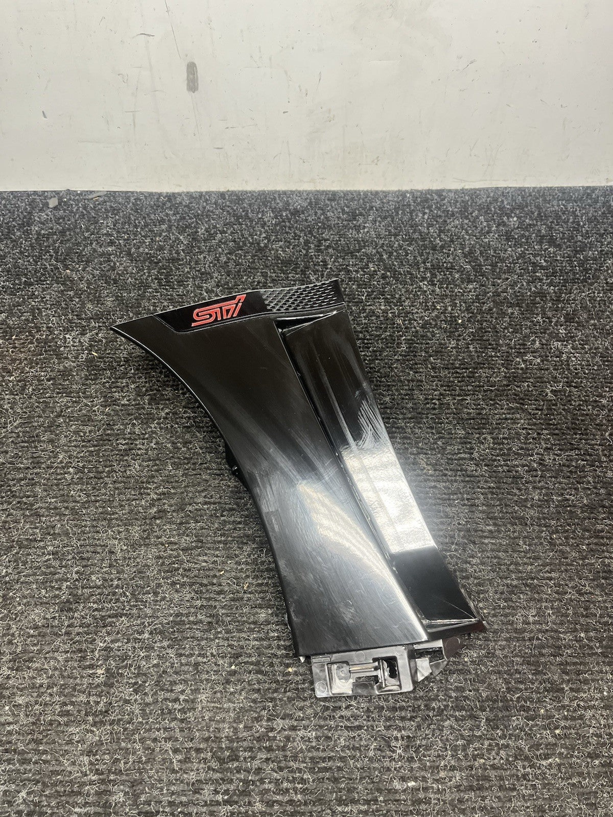 ☑️ 2015 2021 SUBARU WRX STI FRONT LEFT FENDER MOLDING GARNISH OEM BLACK