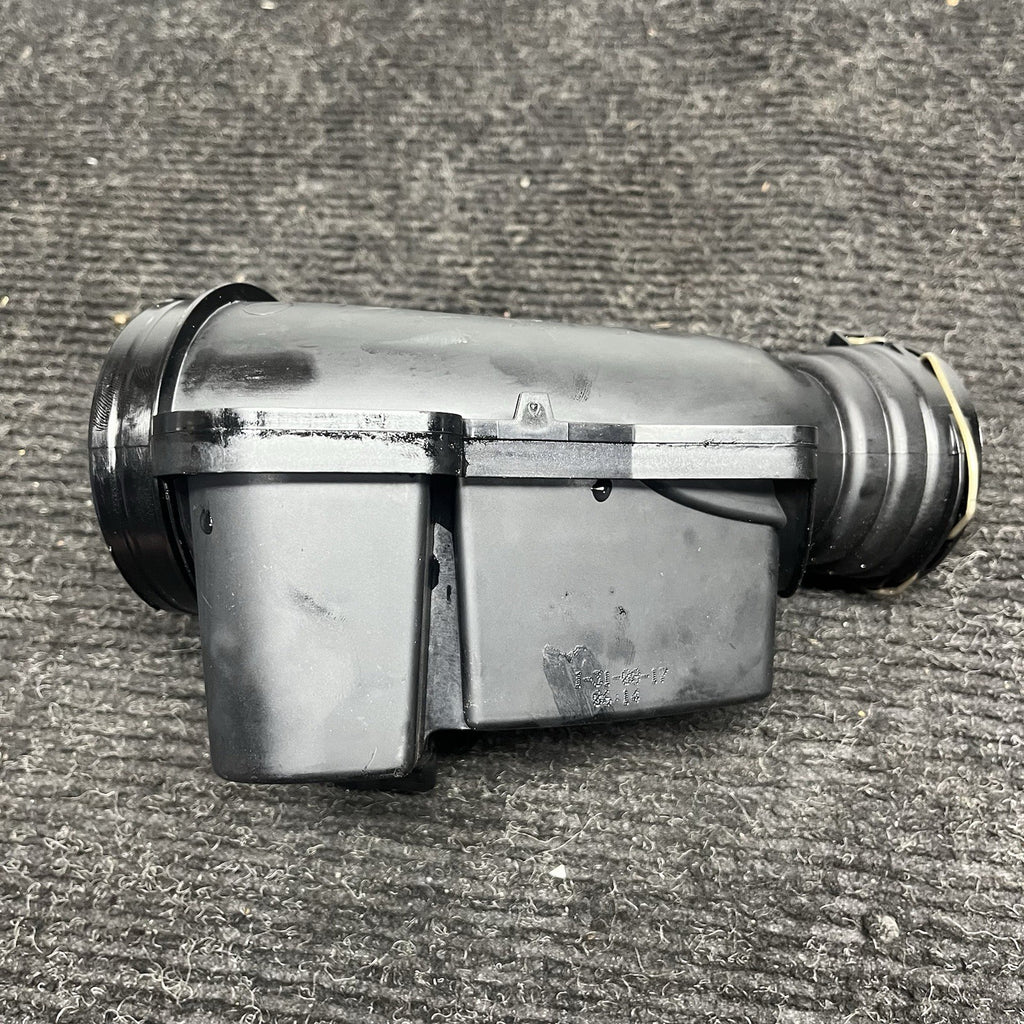 ☑️17-20 OEM BMW F22 F30 F33 F36 B46 Air Intake Cleaner Resonator Tube Pipe Inlet