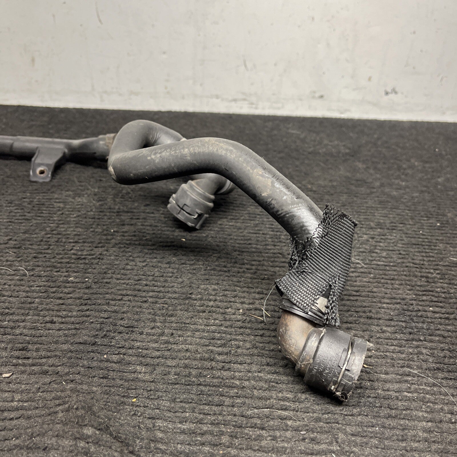 ☑️ 09-16 OEM BMW E89 Z4 35i DCT Radiator N54 Engine Coolant Pipe Hose Lower