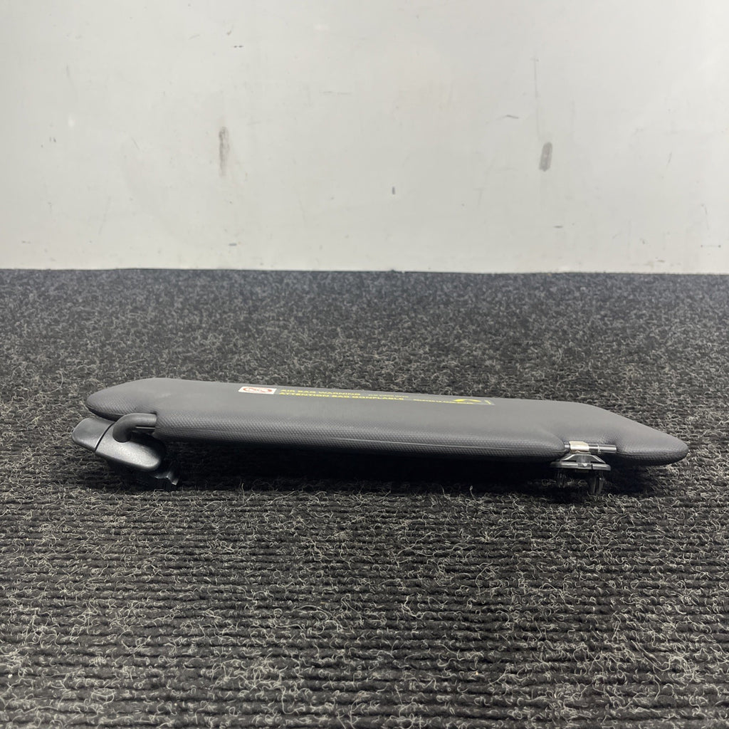 ☑️ 2014-2017 AUDI S5 OVERHEAD RIGHT PASSENGER SIDE SUN VISOR SHADE BLACK OEM