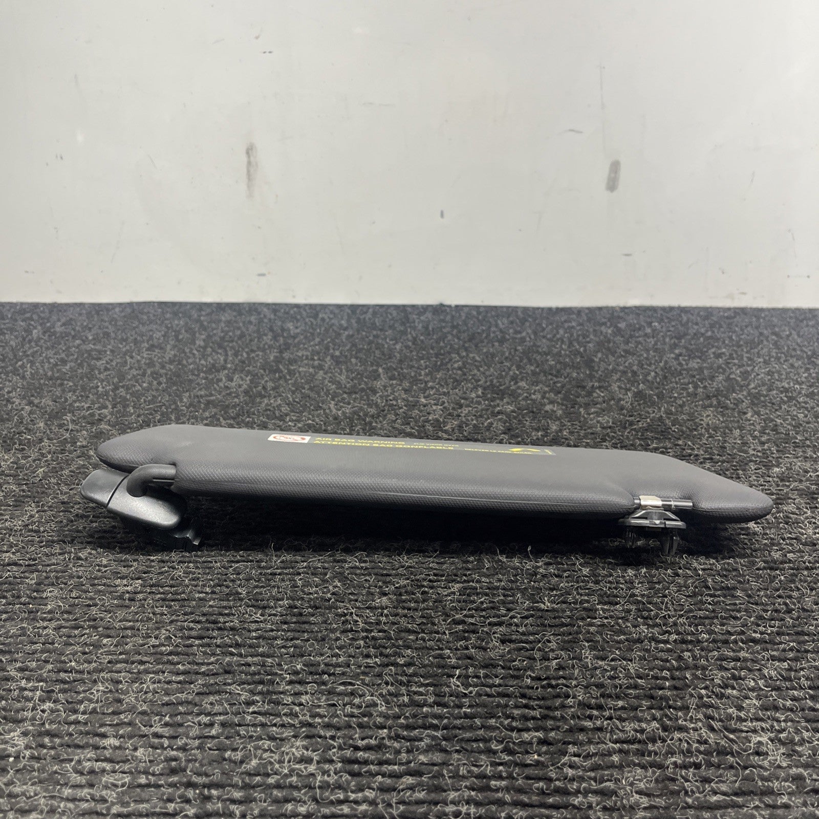 ☑️ 2014-2017 AUDI S5 OVERHEAD RIGHT PASSENGER SIDE SUN VISOR SHADE BLACK OEM