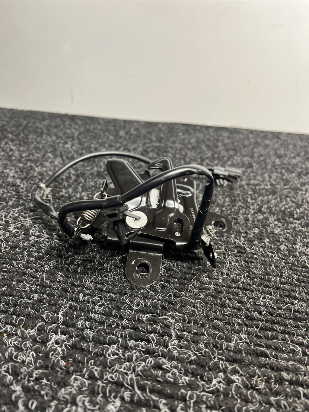 ☑️ 2022 - 2024 TOYOTA GR86 FRONT HOOD RELEASE OPEN LOCK LATCH ACTUATOR OEM