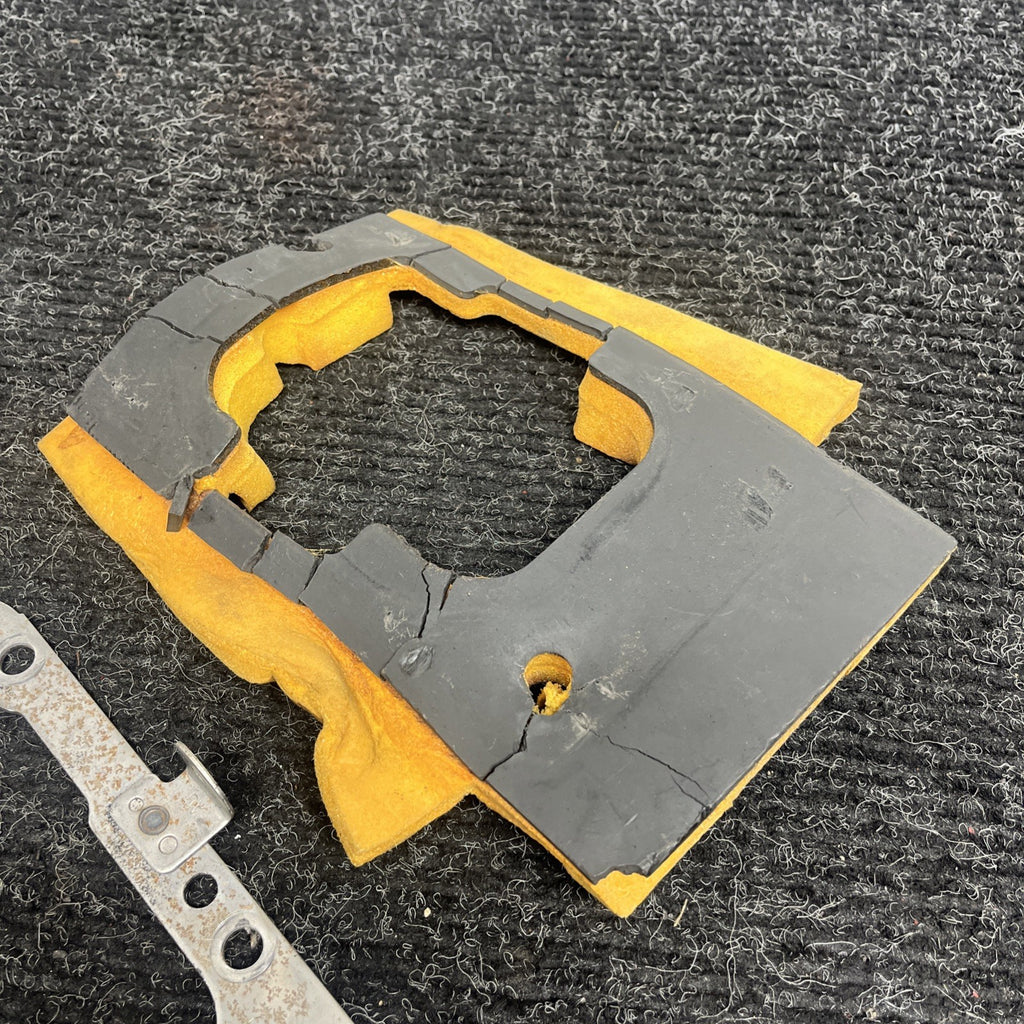 ☑️ 08-14 SUBARU IMPREZA WRX & STI SHIFTER TRIM MOUNT BEZEL PLATE BRACKET W/FOAM