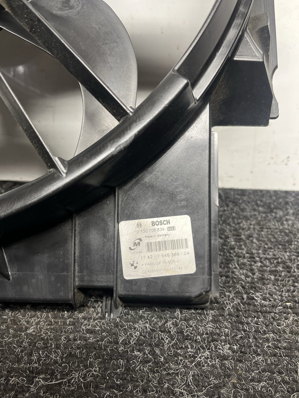 ☑️ 07-13 OEM BMW E88 E90 E92 N54 N55 Engine Radiator Cooling Auxiliary Fan 600W