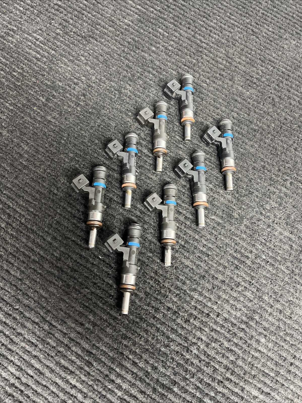 ☑️ 2008-13 OEM BMW E90 E92 E93 M3 S65 Fuel Injector Set (8) - 13647838440