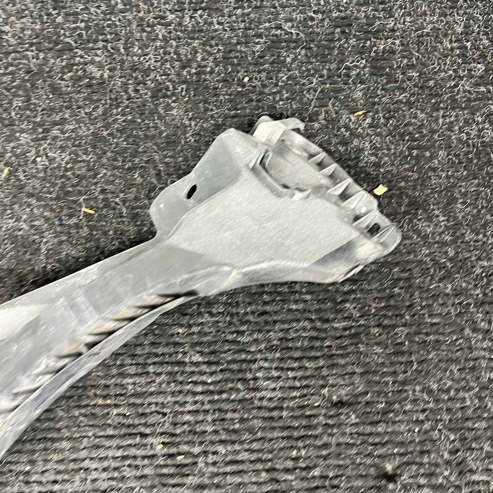 ☑️ 2013 Subaru FRS Passenger FR Headlight Bracket Assembly Trim OEM