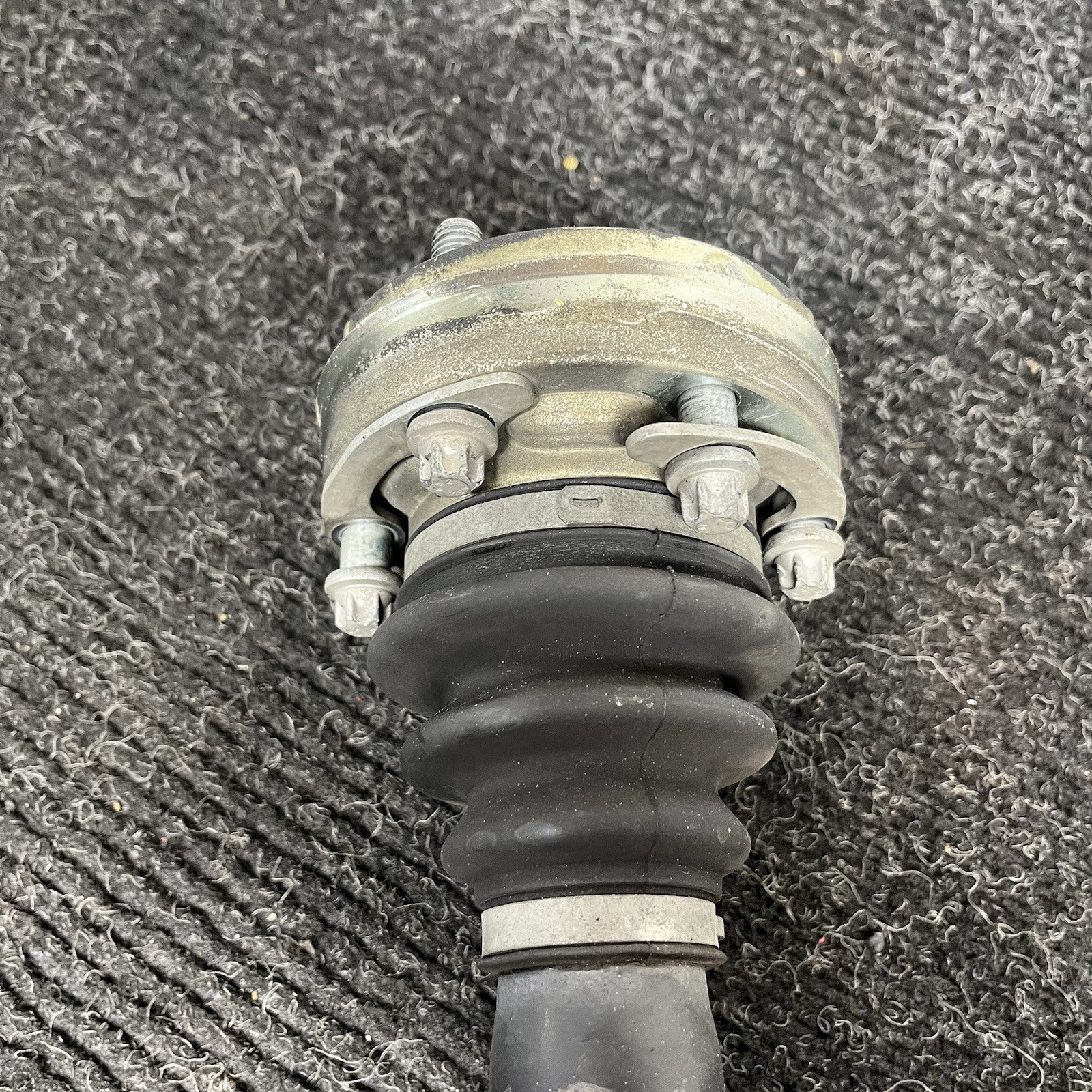☑️ OEM BMW E82 E90 E92 E93 DCT/MT Rear Right Passenger Output Half Shaft CV Axle