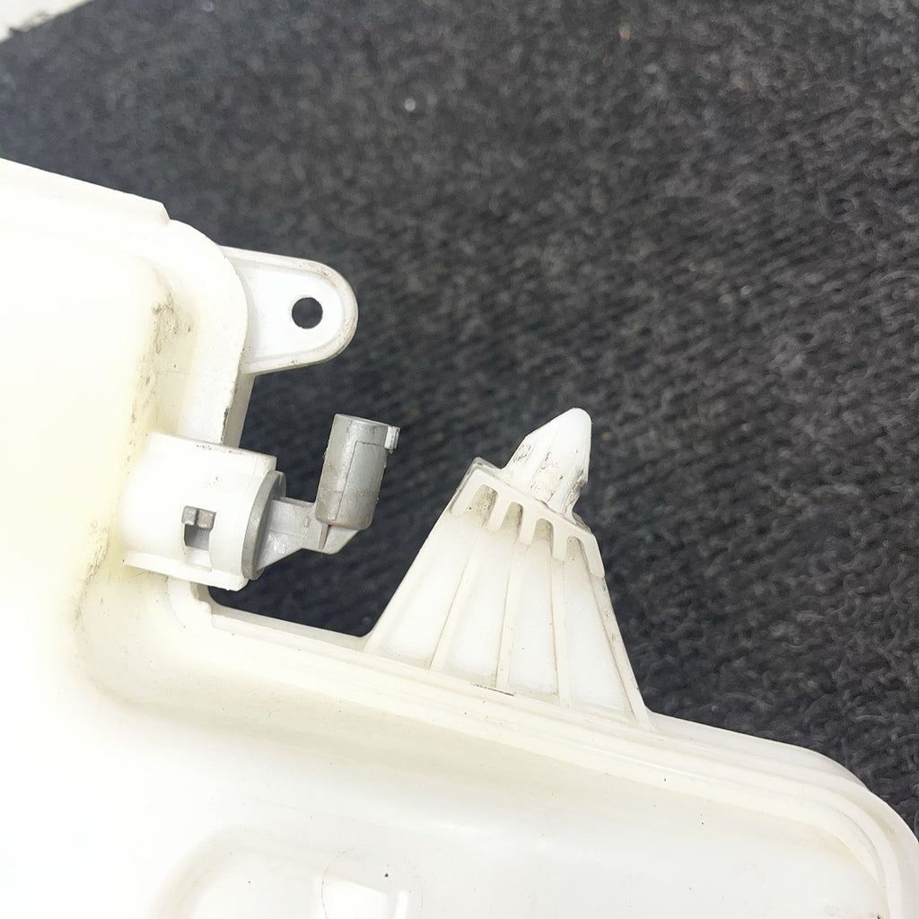 ☑️ 08-13 OEM BMW E90 E92 E93 M3 Windshield Washer Fluid Tank Reservoir