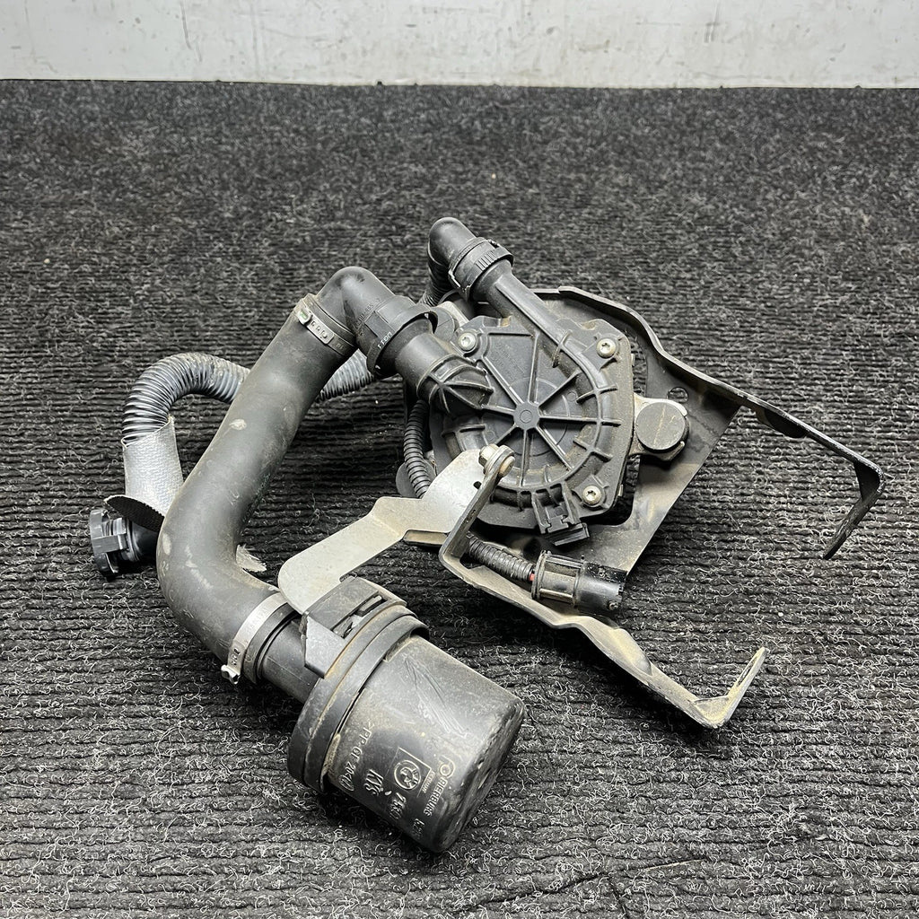 ☑️ OEM BMW E82 E88 E90 E91 E92 E93 128 328 N51 N52 Smog Air Injection Pump