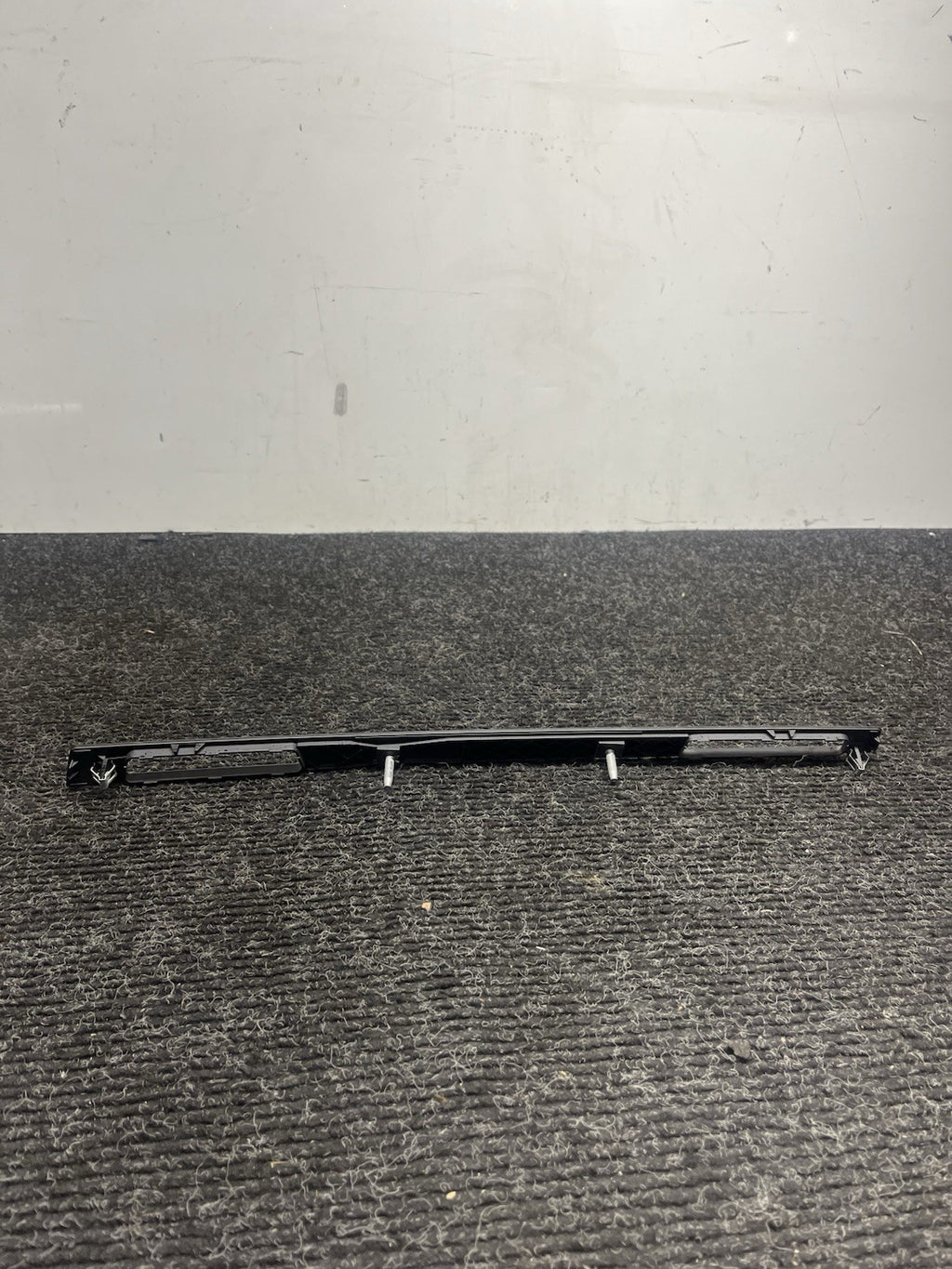 ☑️ 06-13 OEM BMW E90 E92 E93 328 335 M3 Cup Holder Decor Bezel Strip Trim Black