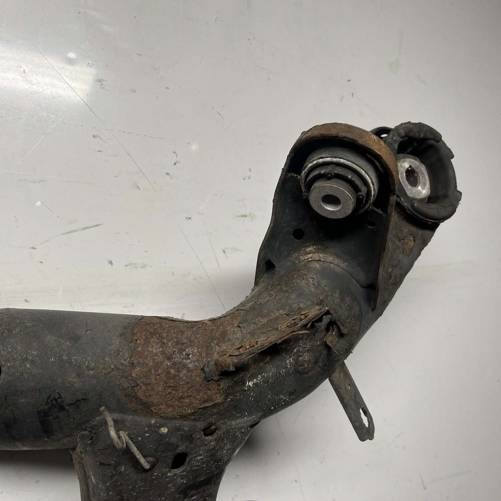 ☑️ 07-13 BMW E90 E92 E93 335I Rear Axle Subframe Crossmember Cradle Carrier OEM