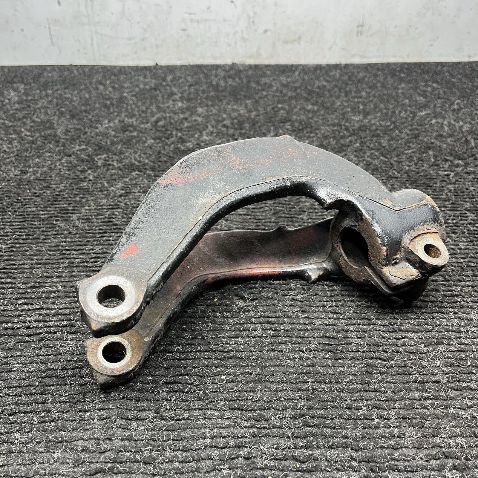 ☑️ Front Right Passenger Side Strut Shock Bottom Mount OEM BMW E70 E71 X5 X6