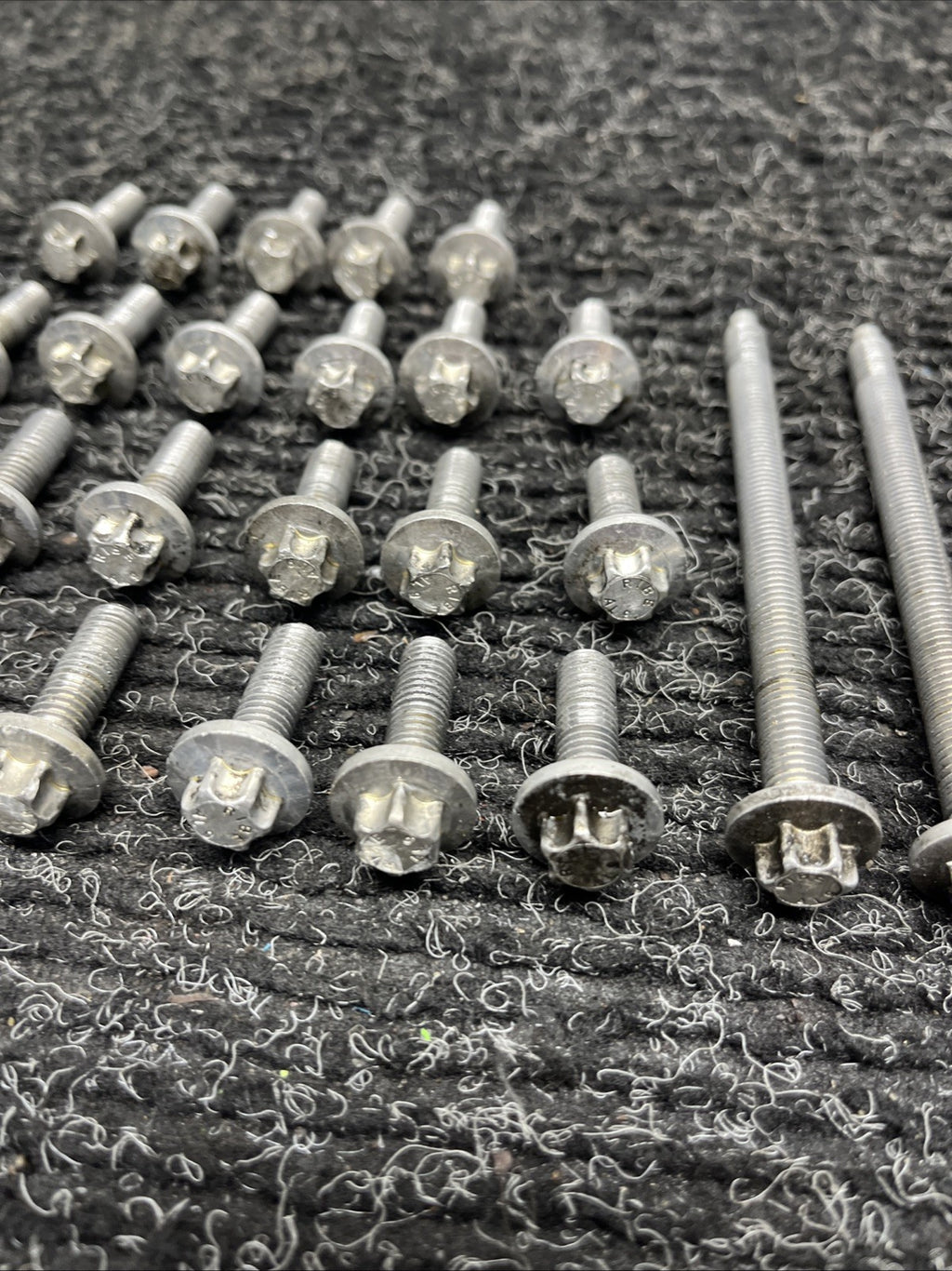 ☑️ 2007-2010 BMW 335i E90 E92 E93 E82 N54 Oil Pan Bolt  Complete Set OEM