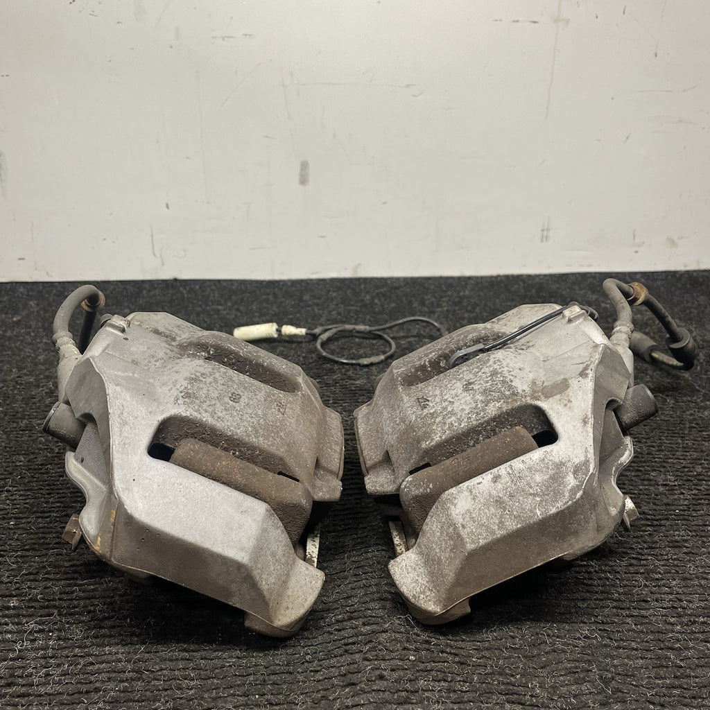 ☑️ 06-11 E90 E91 E92 E93 E84 335 Z4 BMW 335i Front Brake Caliper Set OEM