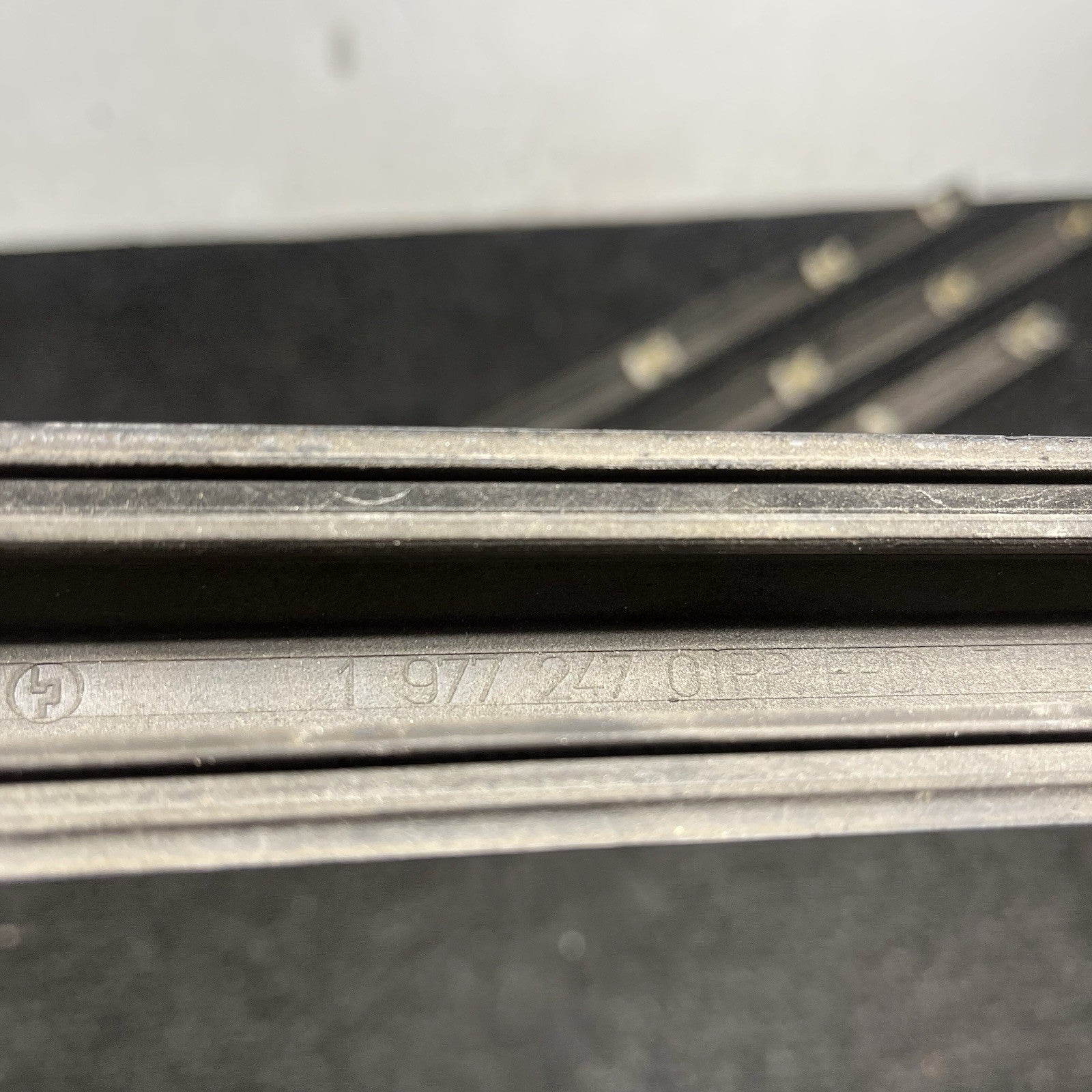 ☑️ 94-99 BMW E36 328iC COUPE VERT FENDER DOOR REAR QUARTER TRIM MOLDING SET OEM