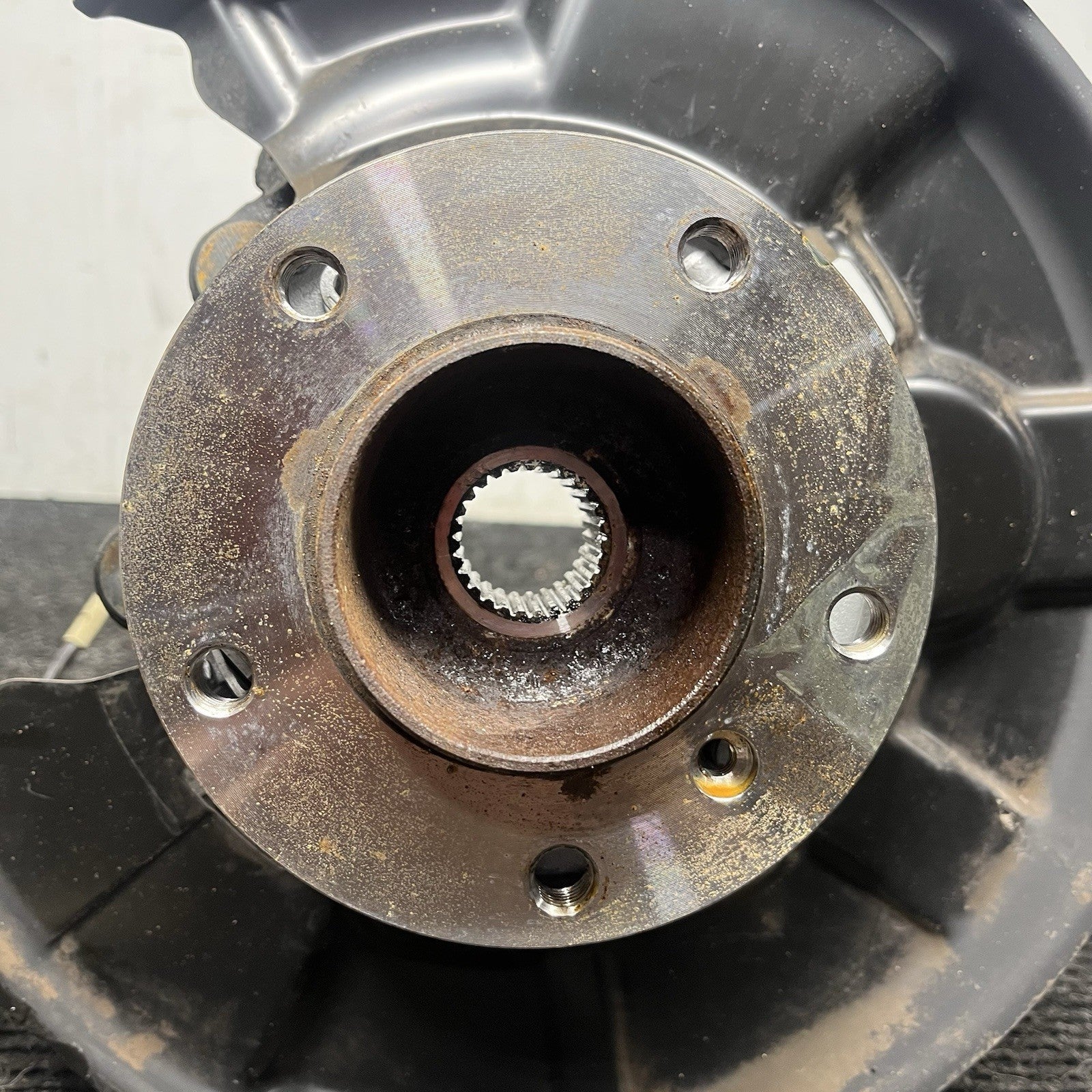 ☑️ 09-11 BMW 328i 335i Sedan Left Rear Spindle Knuckle Hub 33326783667 OEM