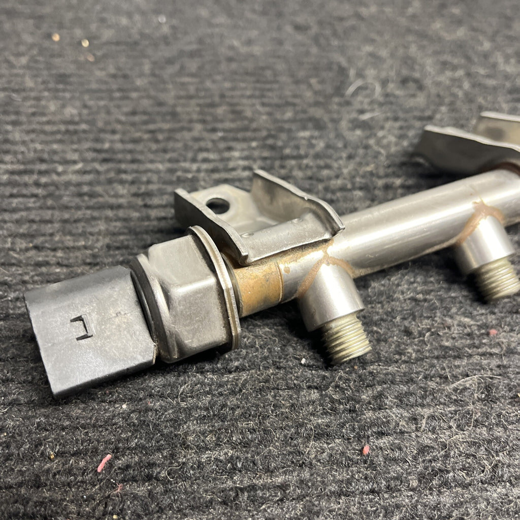 ☑️ 2007-2013 BMW N54 135i 335i 335xi 535i HIGH PRESSURE FUEL INJECTOR RAIL OEM