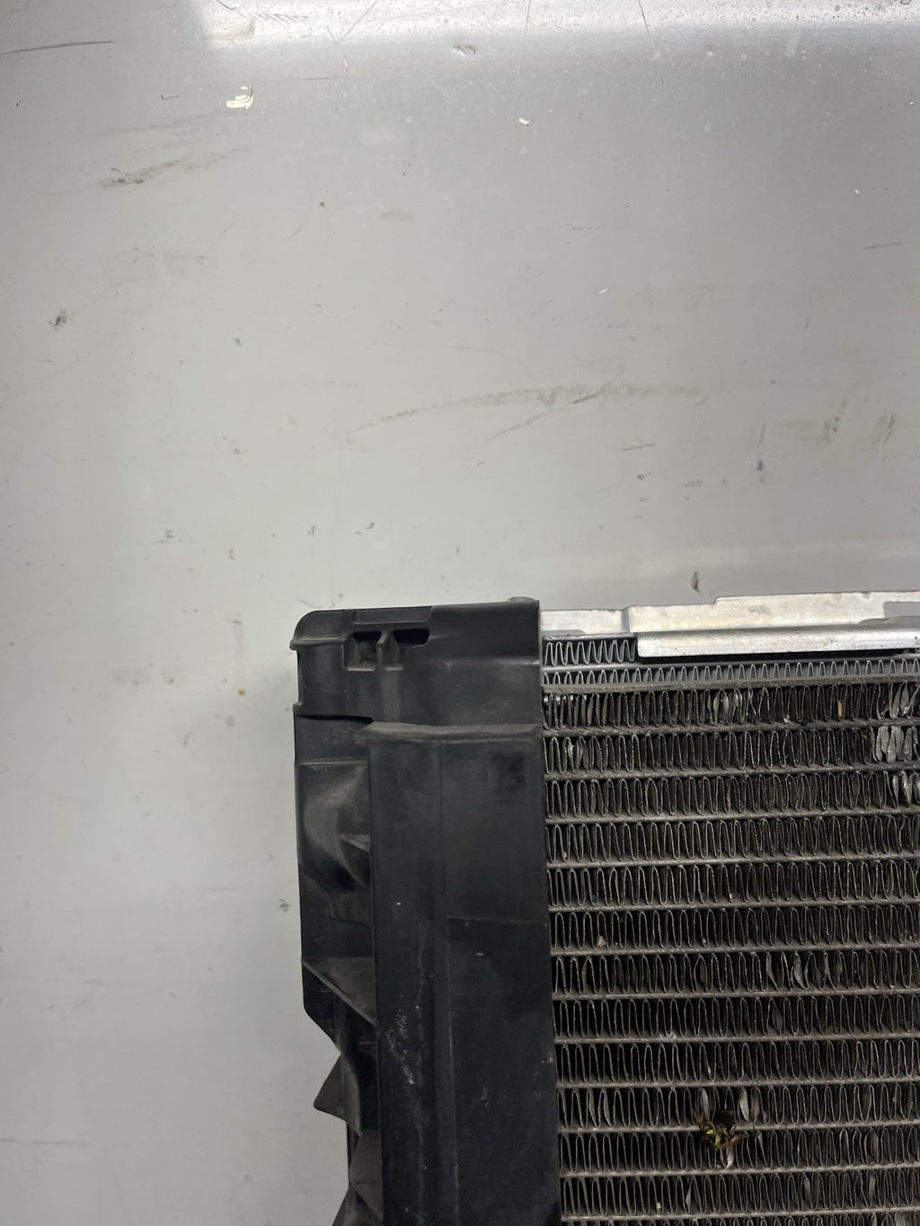 ☑️ 07-13 BMW E92 N54 335i RADIATOR M/T MANUAL TRANSMISSION W CONDENSER OEM