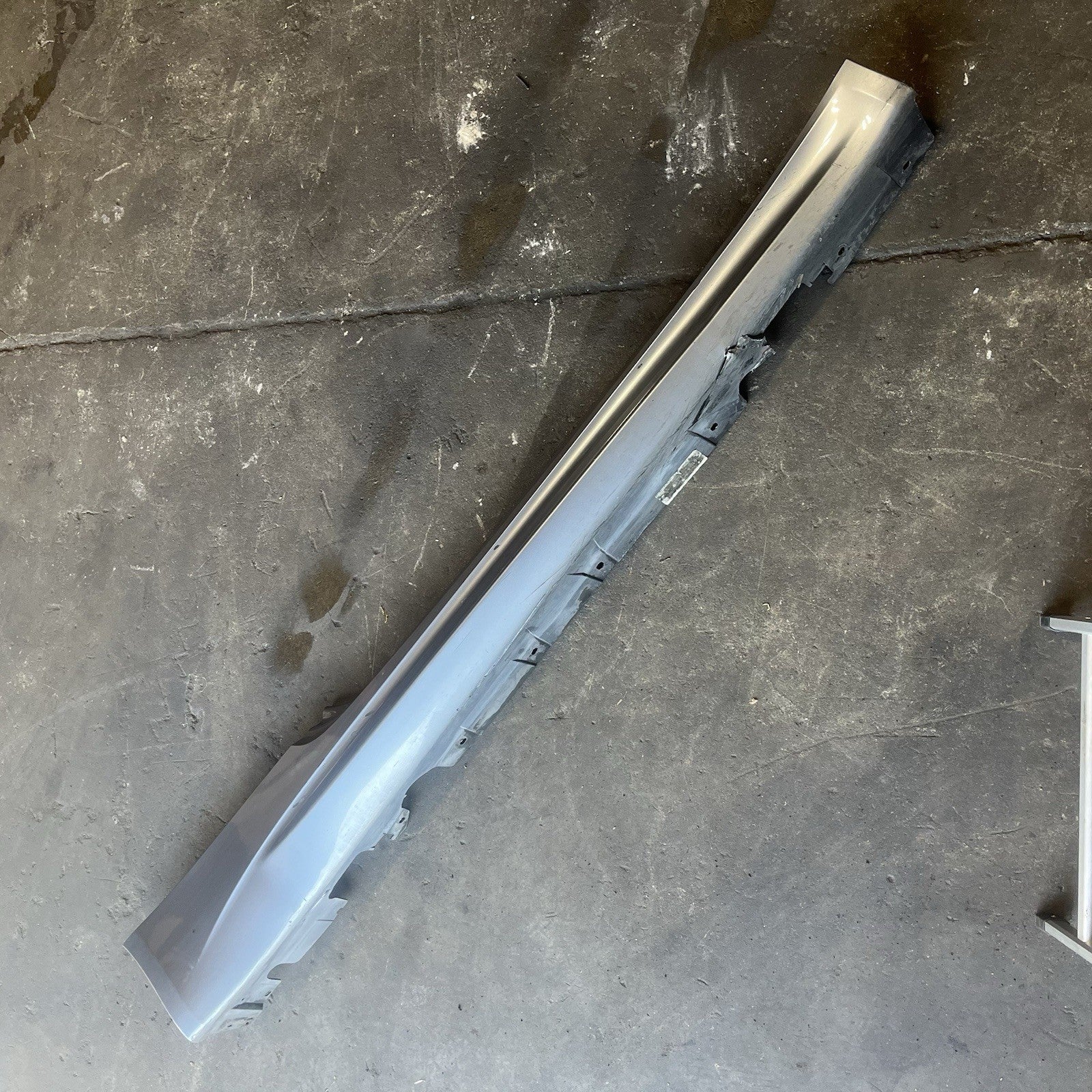 ☑️ 07-13 OEM BMW E92 E93 M3 Right Passenger Side Skirt Rocker Panel Space Gray