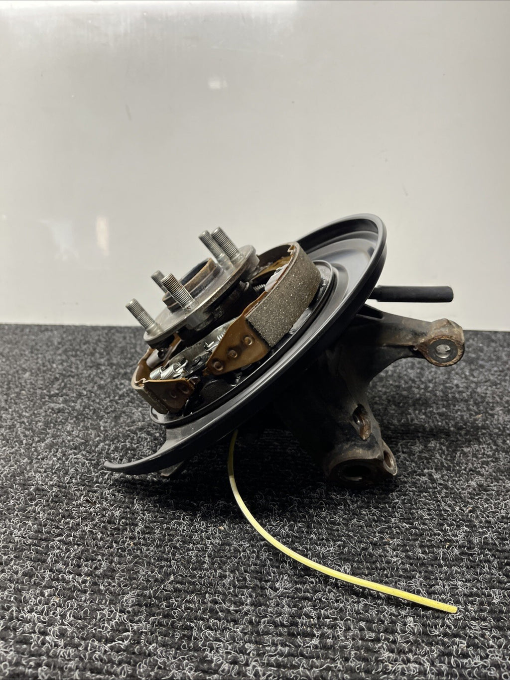 ☑️ 2022-2023 TOYOTA GR86 REAR LEFT DRIVERS SPINDLE KNUCKLE HUB ASSY OEM