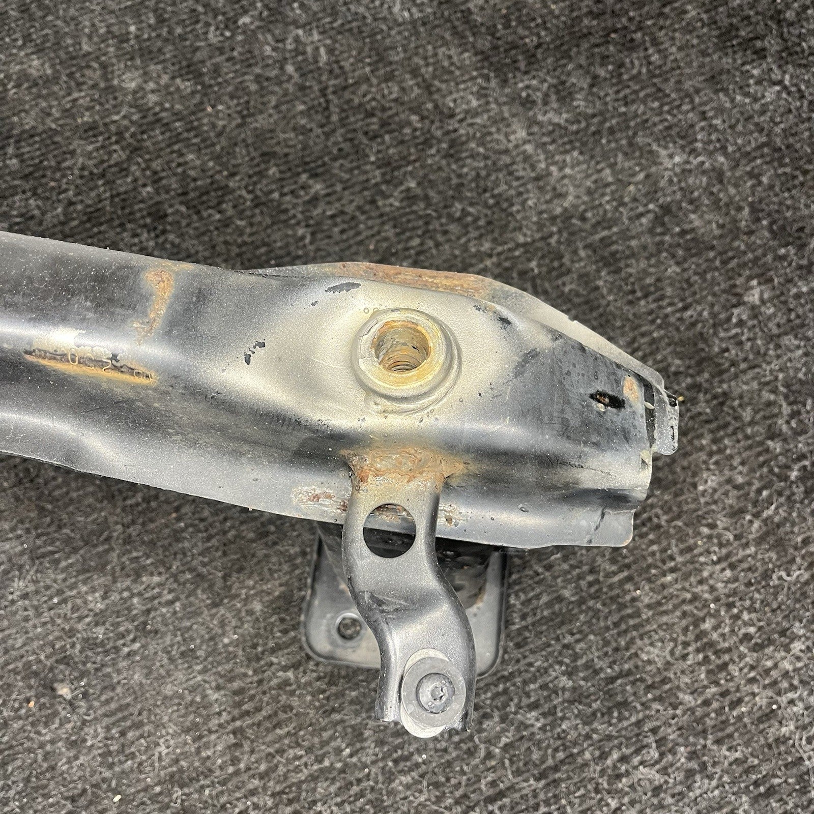 ☑️ OEM BMW E70 X5 11-13 Front Bumper Reinforcement Support Bar Rebar 51117229085