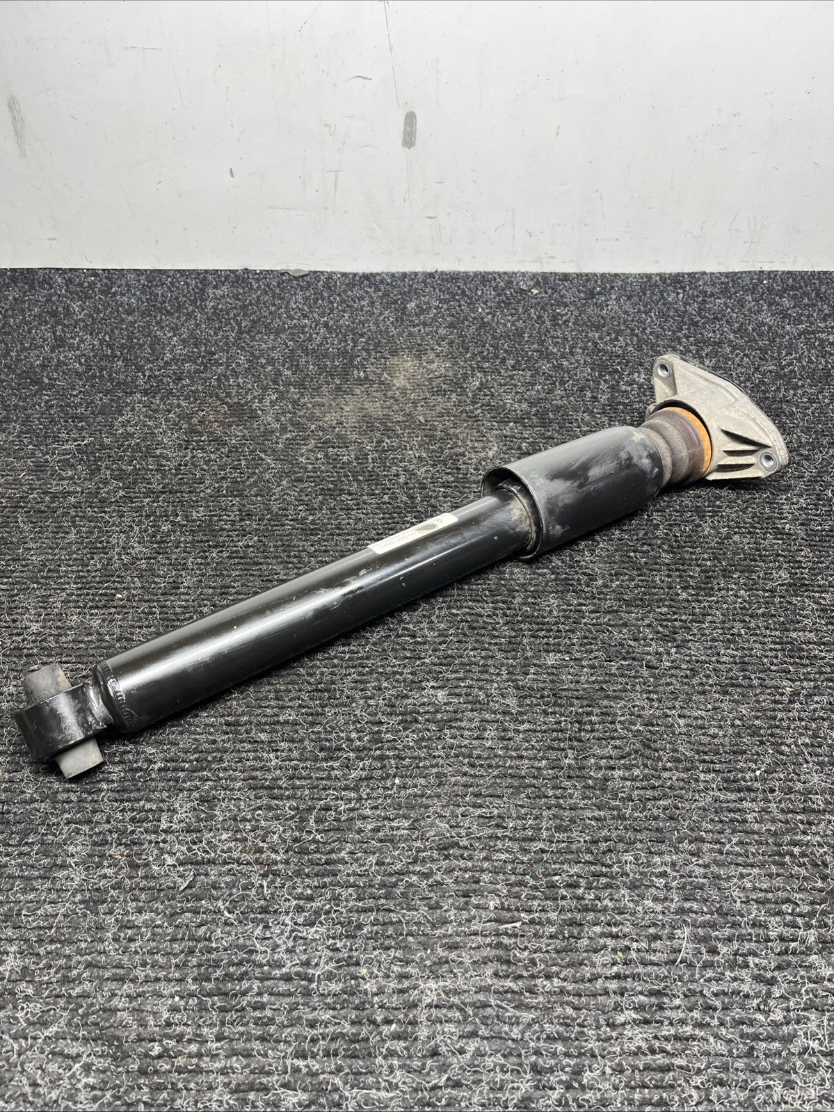 ☑️ 12-17 BMW F30 RWD 3 Series Rear Left or Right Shock Absorber Strut OEM
