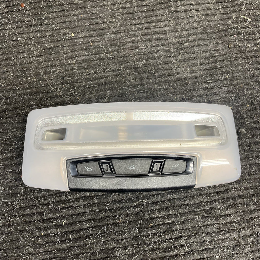 ☑️ 2012-2016 BMW 328i F30 OEM Rear Interior Overhead Dome Light Lamp 179349-00