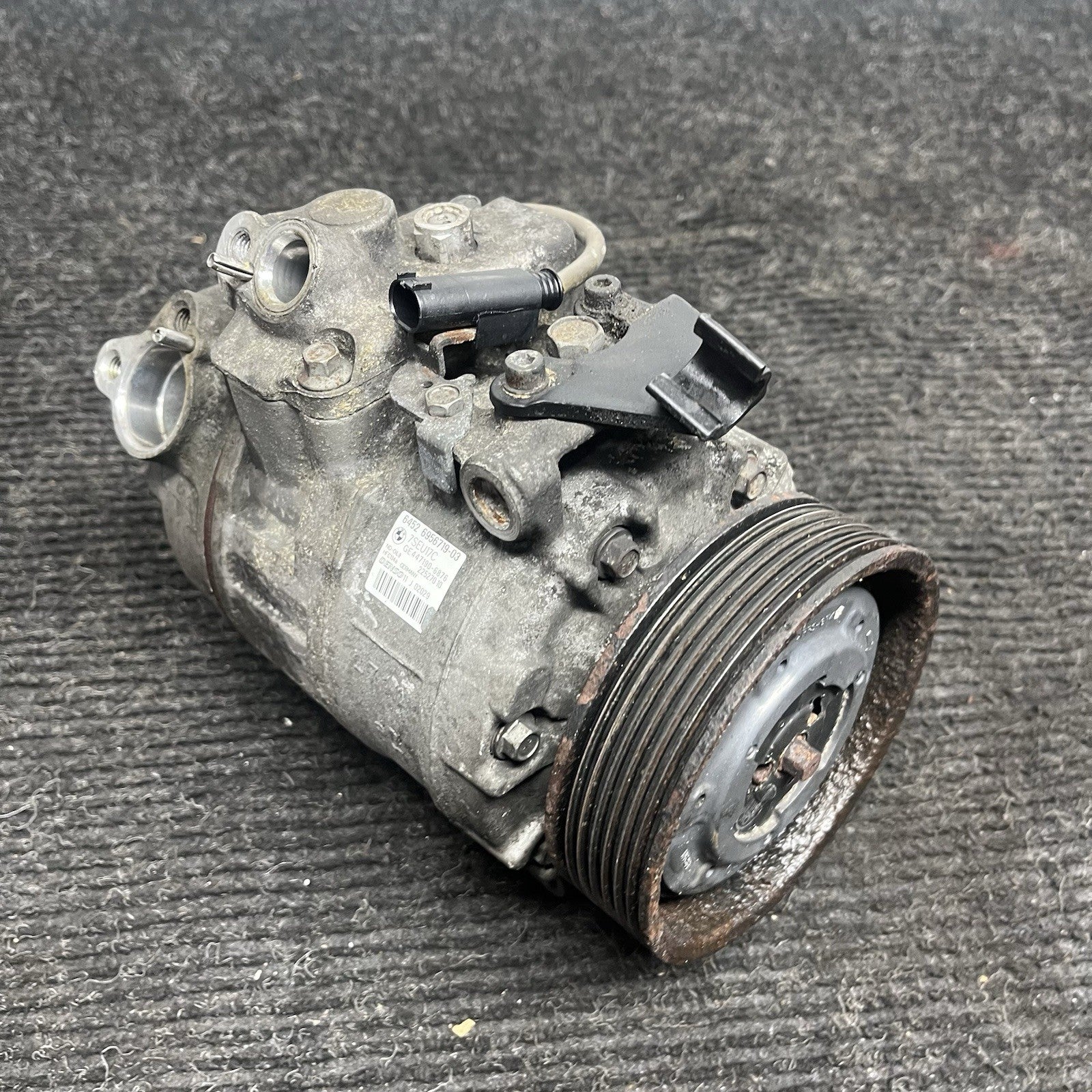 ☑️ BMW E92 135i 335i N54 N55 ENGINE A/C AC COMPRESSOR AIR CONDITIONING UNIT OEM