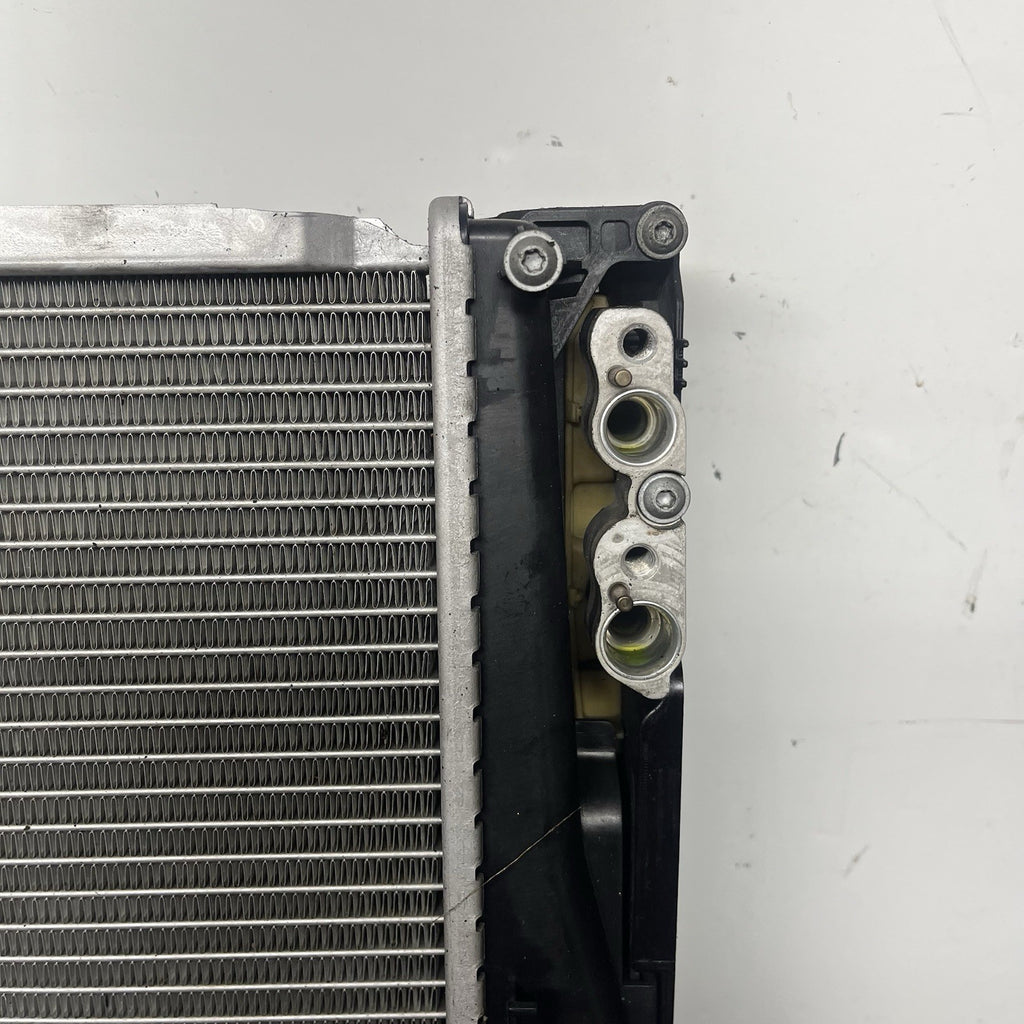 ☑️BMW E93 E92 E90 E82 328I N52 Engine Radiator Ac Condenser Assembly OEM