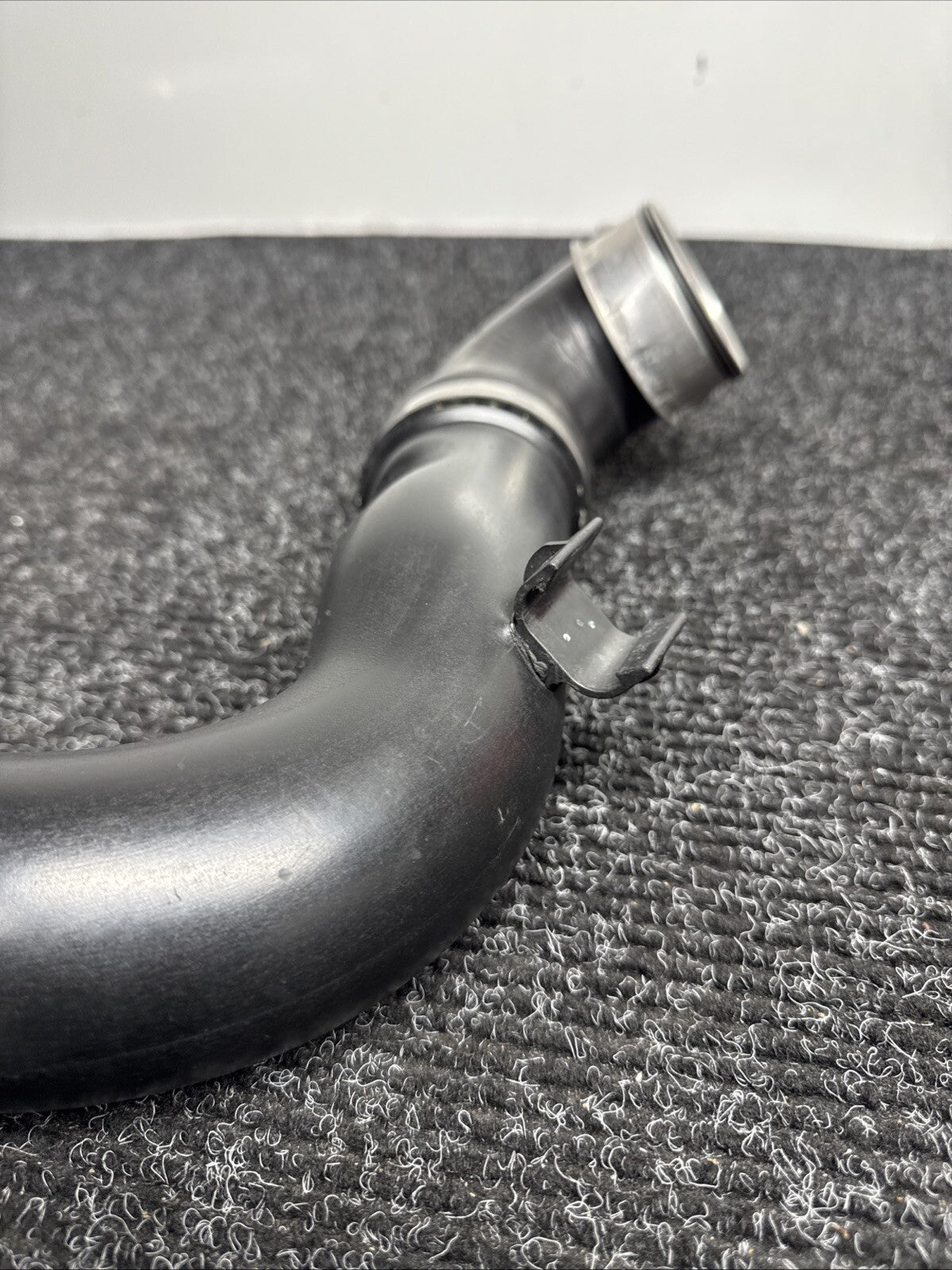 ☑️ 07-13 Bmw E90 135 335 Left Side Intercooler Charge Pipe Intake Pipe Tube Oem