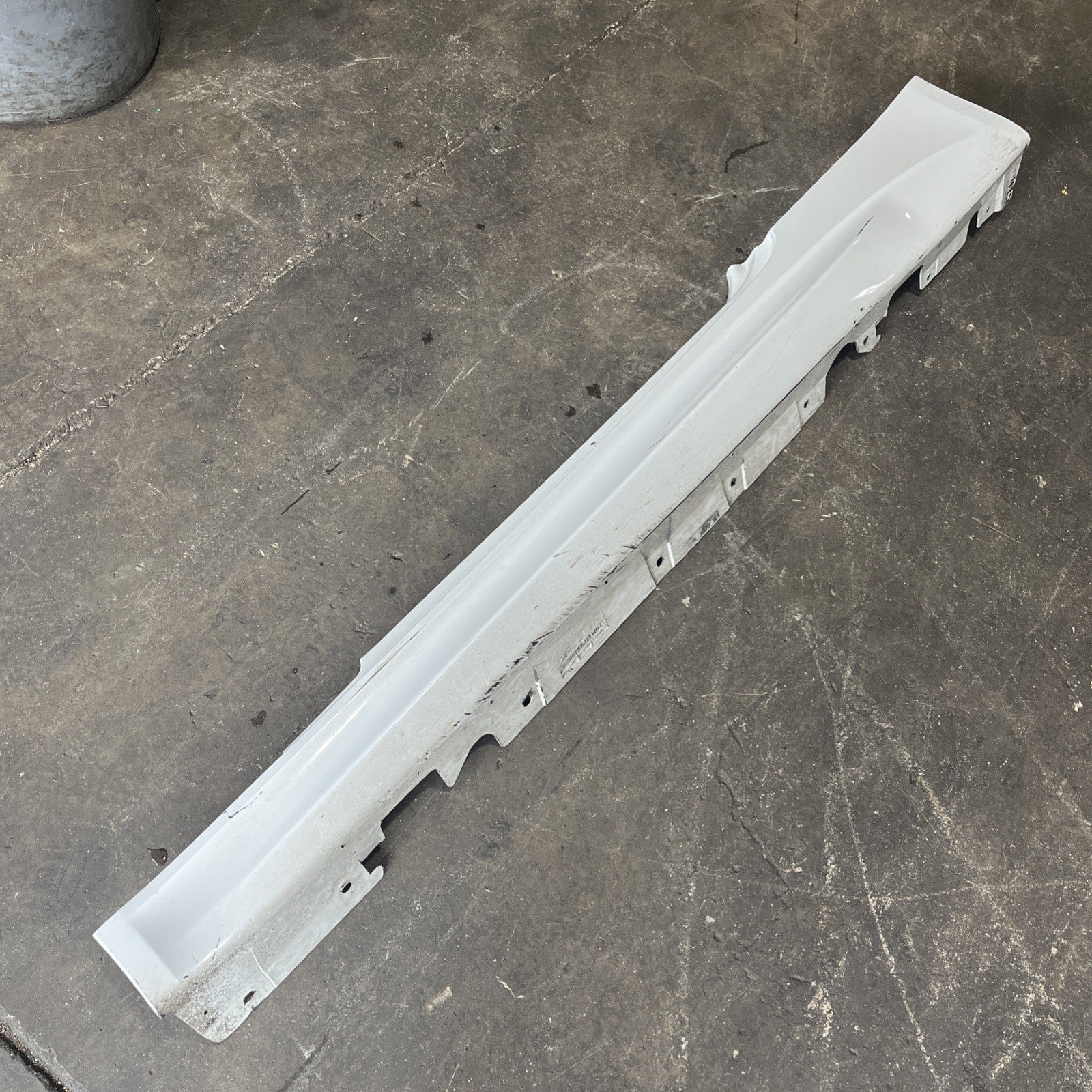 ☑️ 07-13 OEM BMW E92 E93 M3 Left Driver Side Skirt Rocker Panel Alpine White