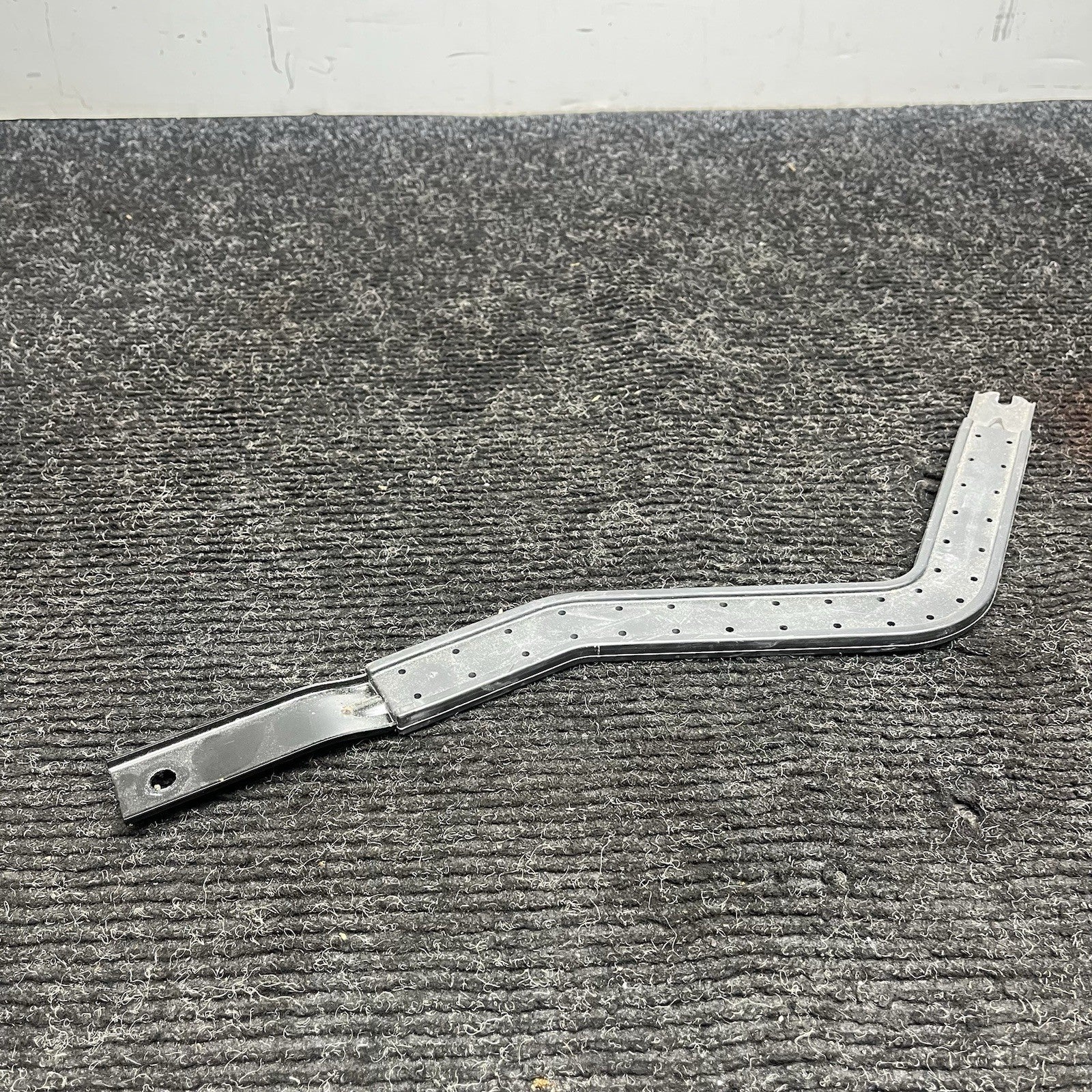 ☑️ 2008-2013 BMW 128i 135i Coupe Battery Protection Bar Bracket Holder Tie OEM