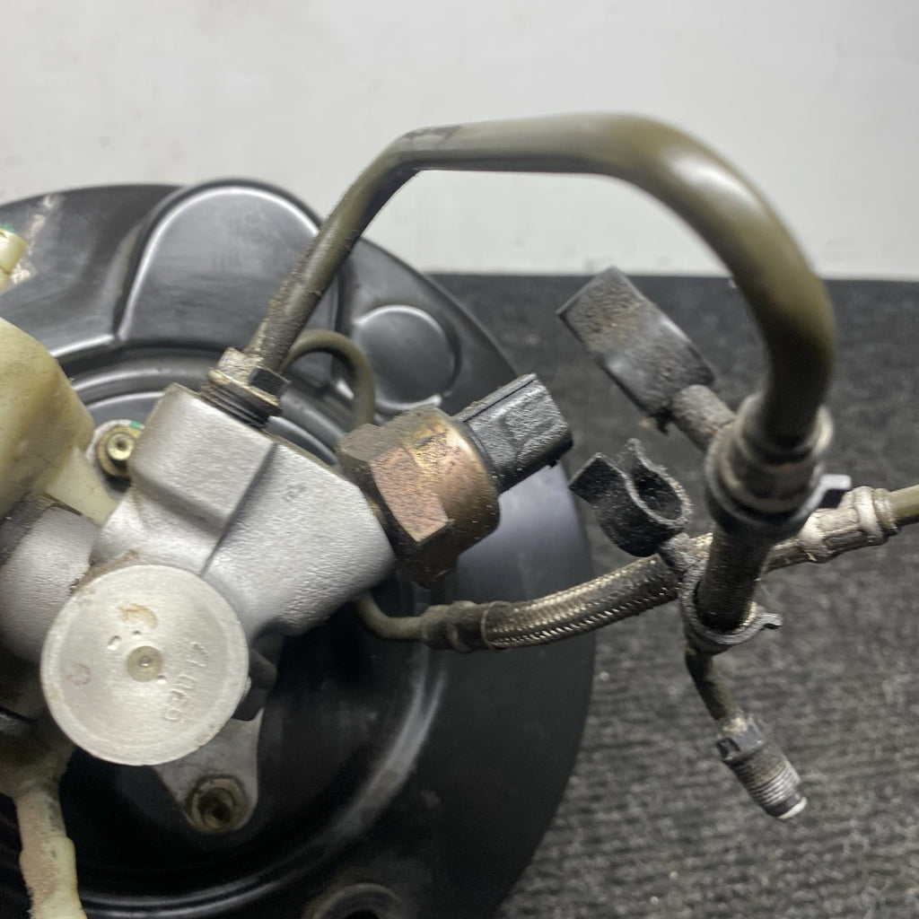 ☑️ 03-08 BMW Z4 E85 E86 Brake Booster Master Cylinder Reservoir OEM 6756800
