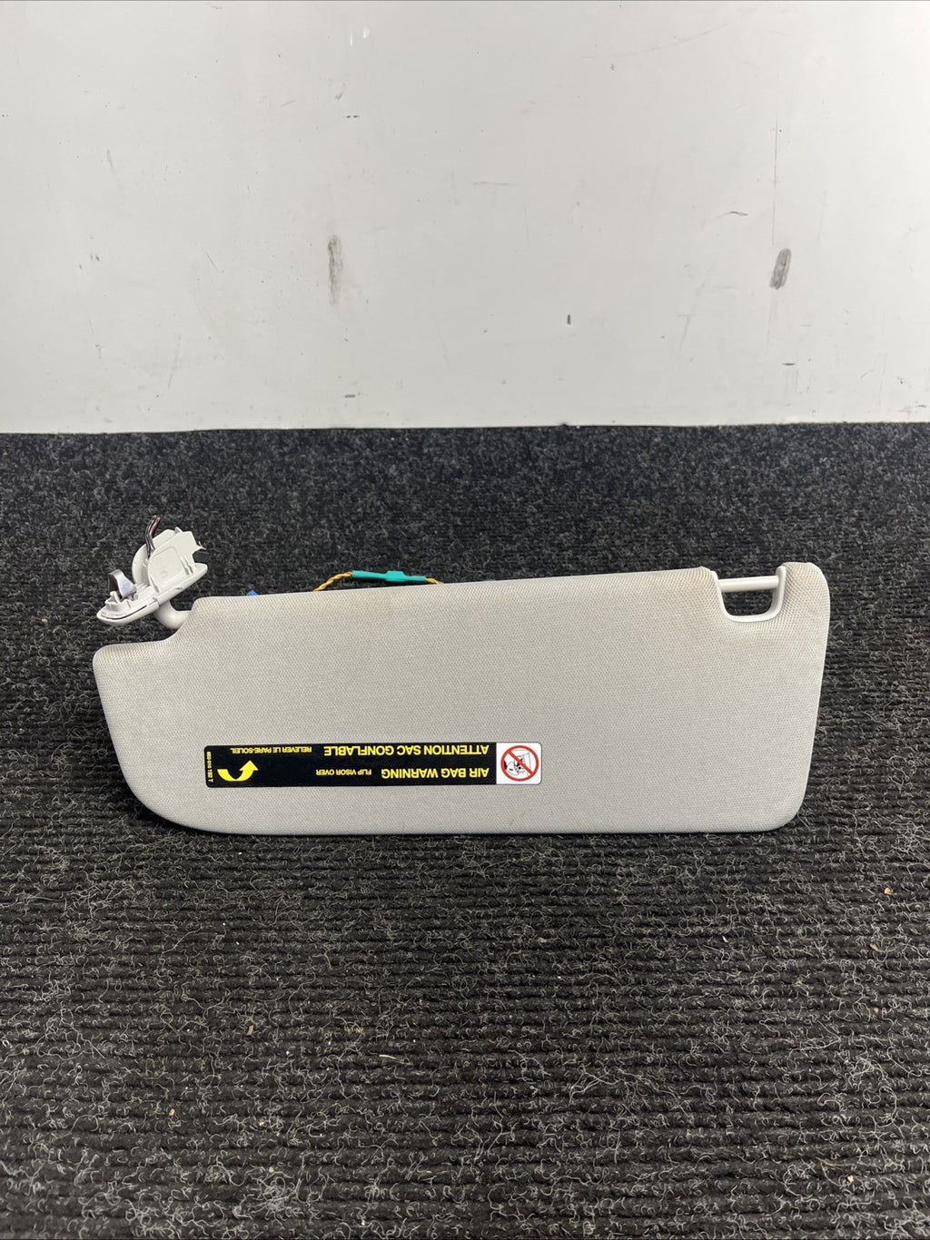 ☑️ 2012-2017 AUDI A6 - Right SUN Visor / Mirror OEM 4G0857552A