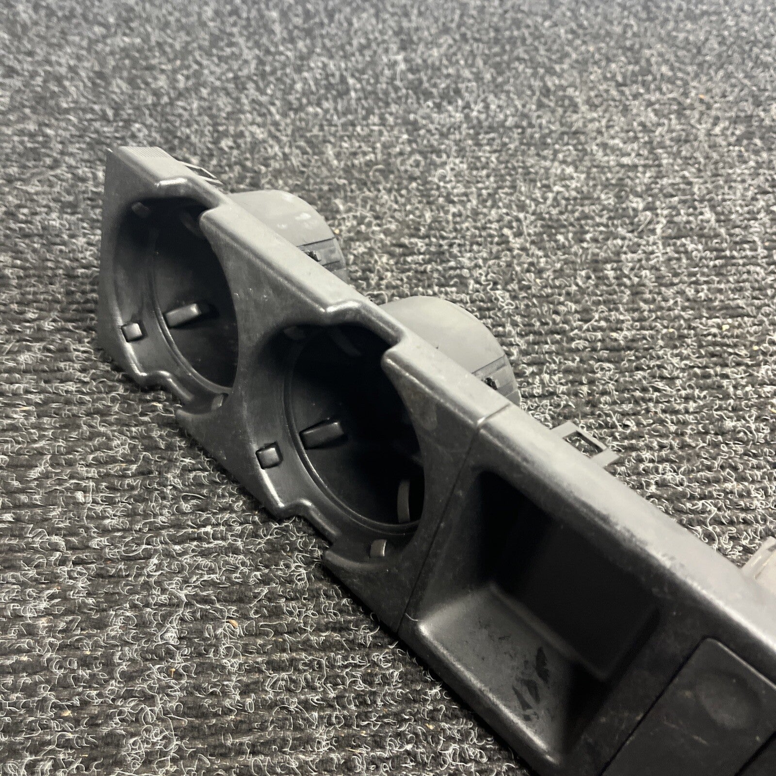 ☑️ BMW 3 SERIES E46 330 325 330ci CUP AND COIN HOLDER CENTRE/CENTER CONSOLE