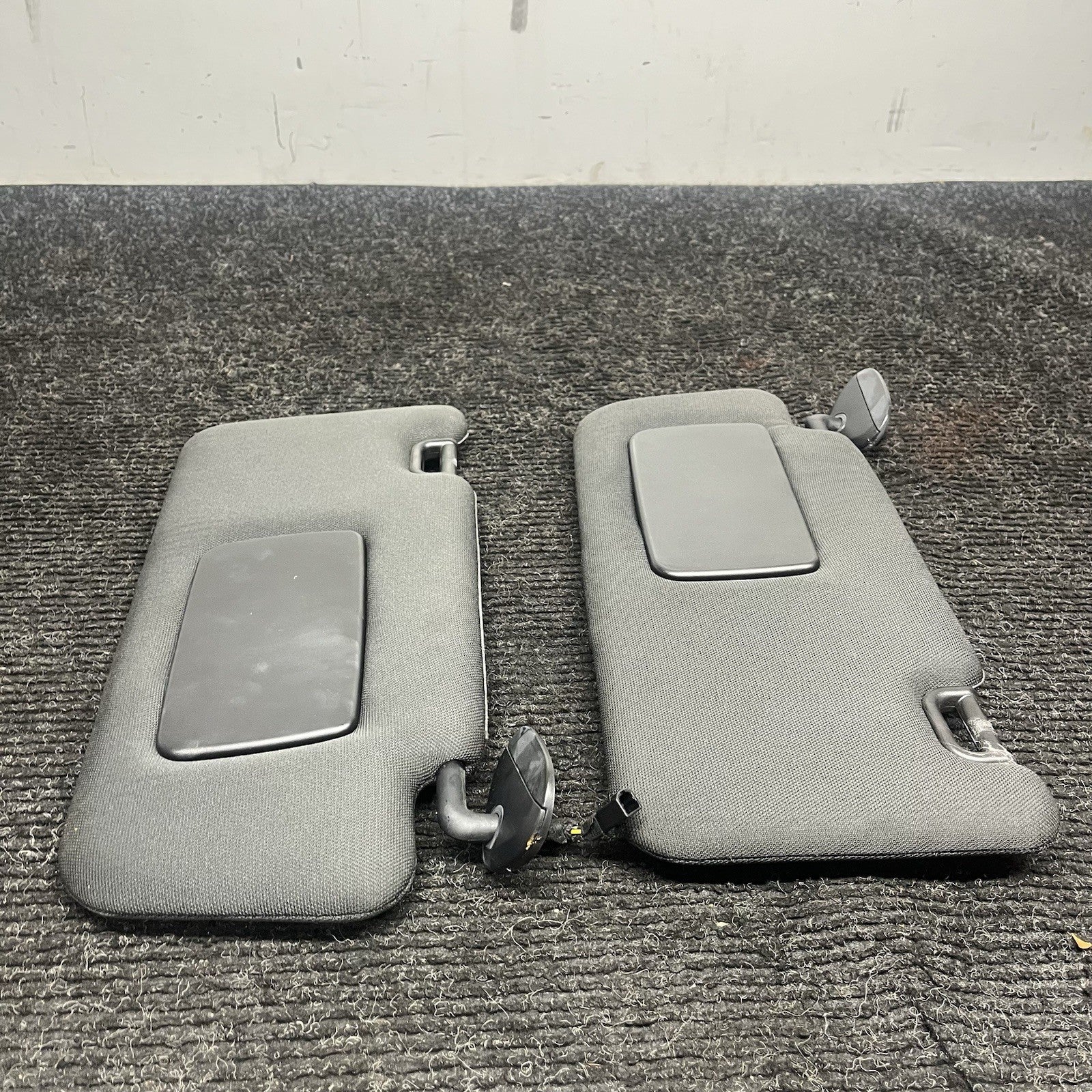 ☑️ 2015-2019 Subaru WRX STI Left Driver Passenger Right Sun Visor Pair OEM 15-19