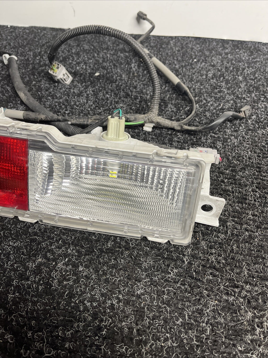 ☑️ 22-23 SUBARU BRZ REAR BUMPER LOWER REVERSE LIGHT BACKUP BACK UP LAMP OEM
