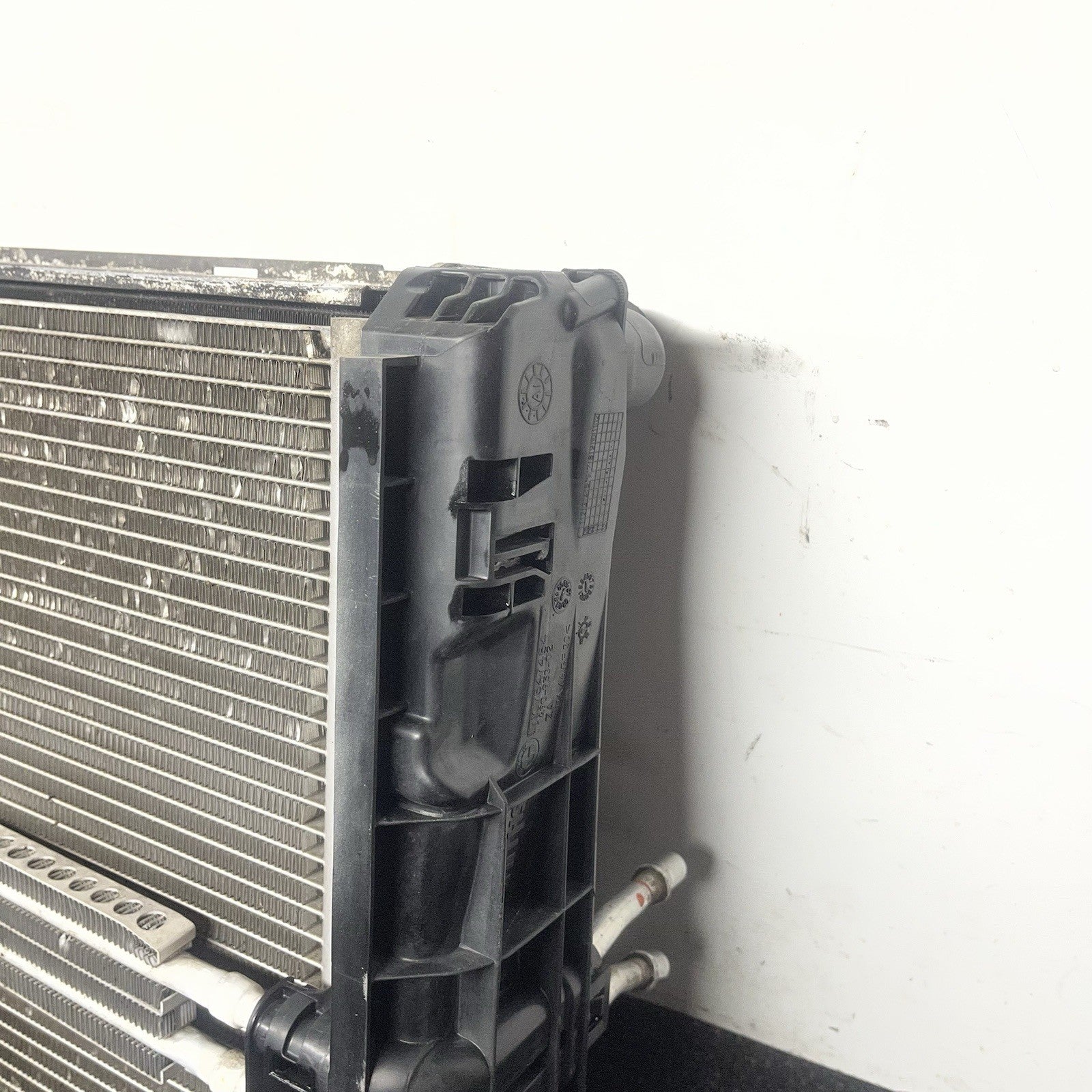 ☑️BMW E93 E92 E90 E82 328I N51 Engine Radiator Ac Condenser Assembly OEM