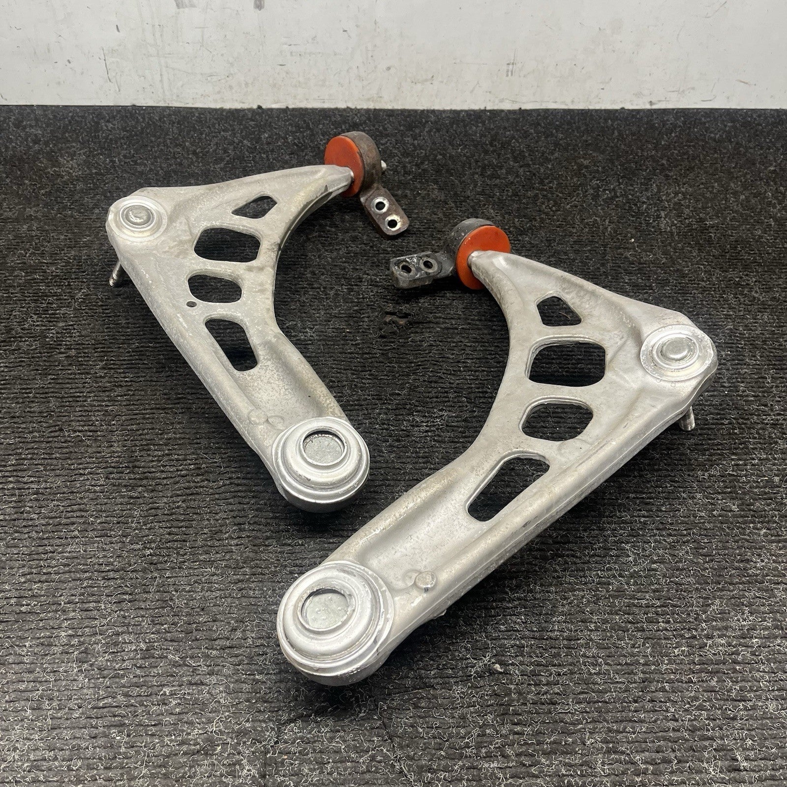 ☑️ BMW E46 Coupe RWD Front Lower Control Arm SET 330ci 3 Series Upgraded Bushing