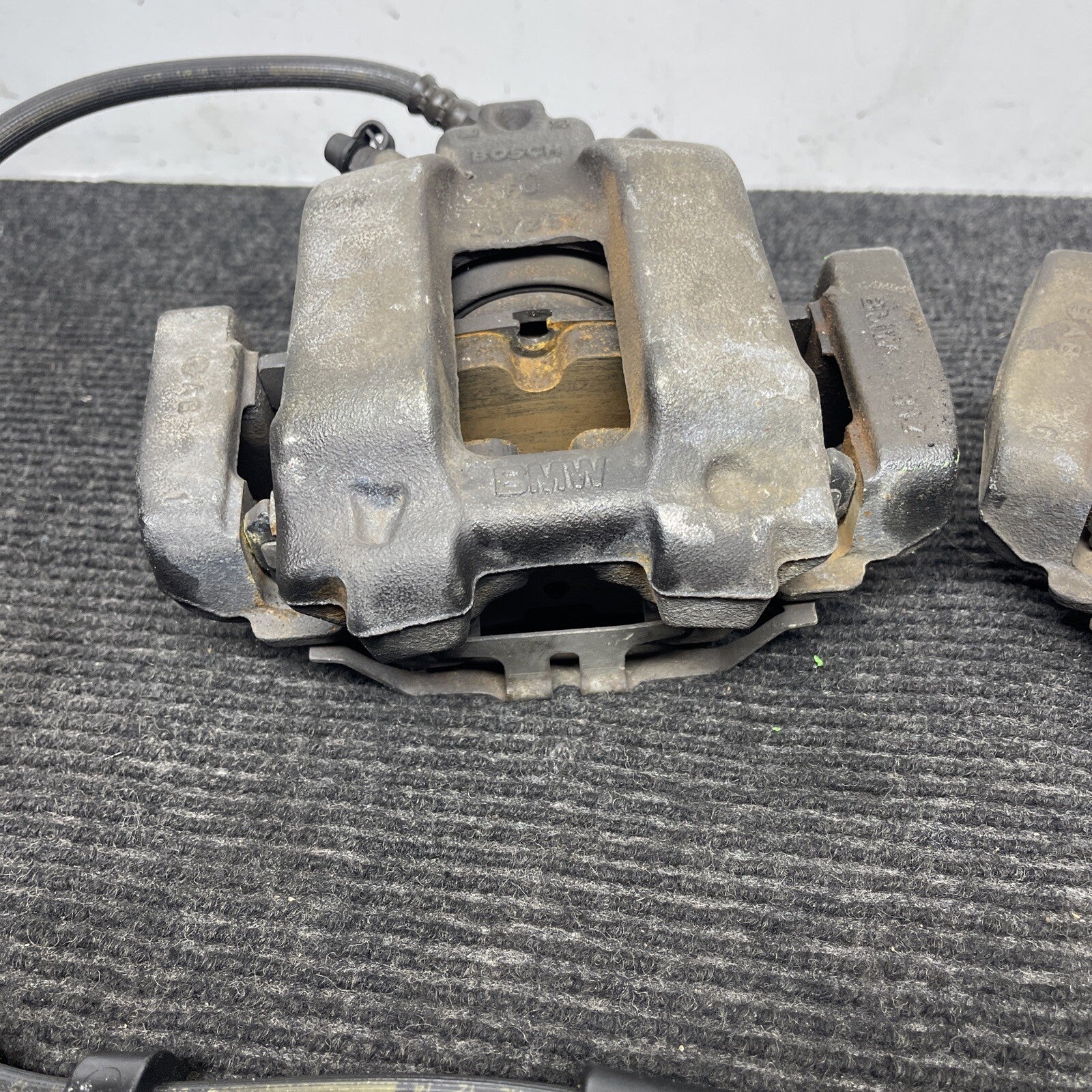 BMW F22 F30 F32 F36 FRONT RIGHT & LEFT SIDE BRAKE CALIPER SHOE CALIPERS OEM