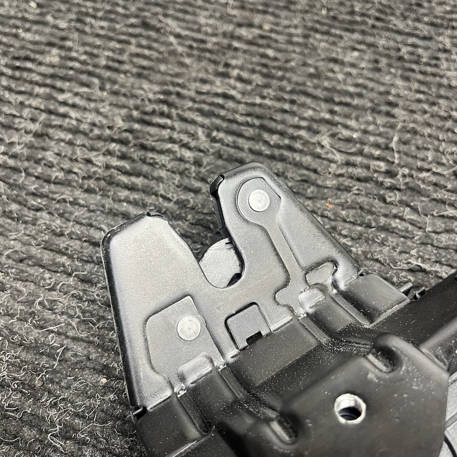 ☑️06-13 BMW M3 335i 330i E90 E92 E93 E60 TRUNK LID LOCK MICRO SWITCH 7840617 OEM